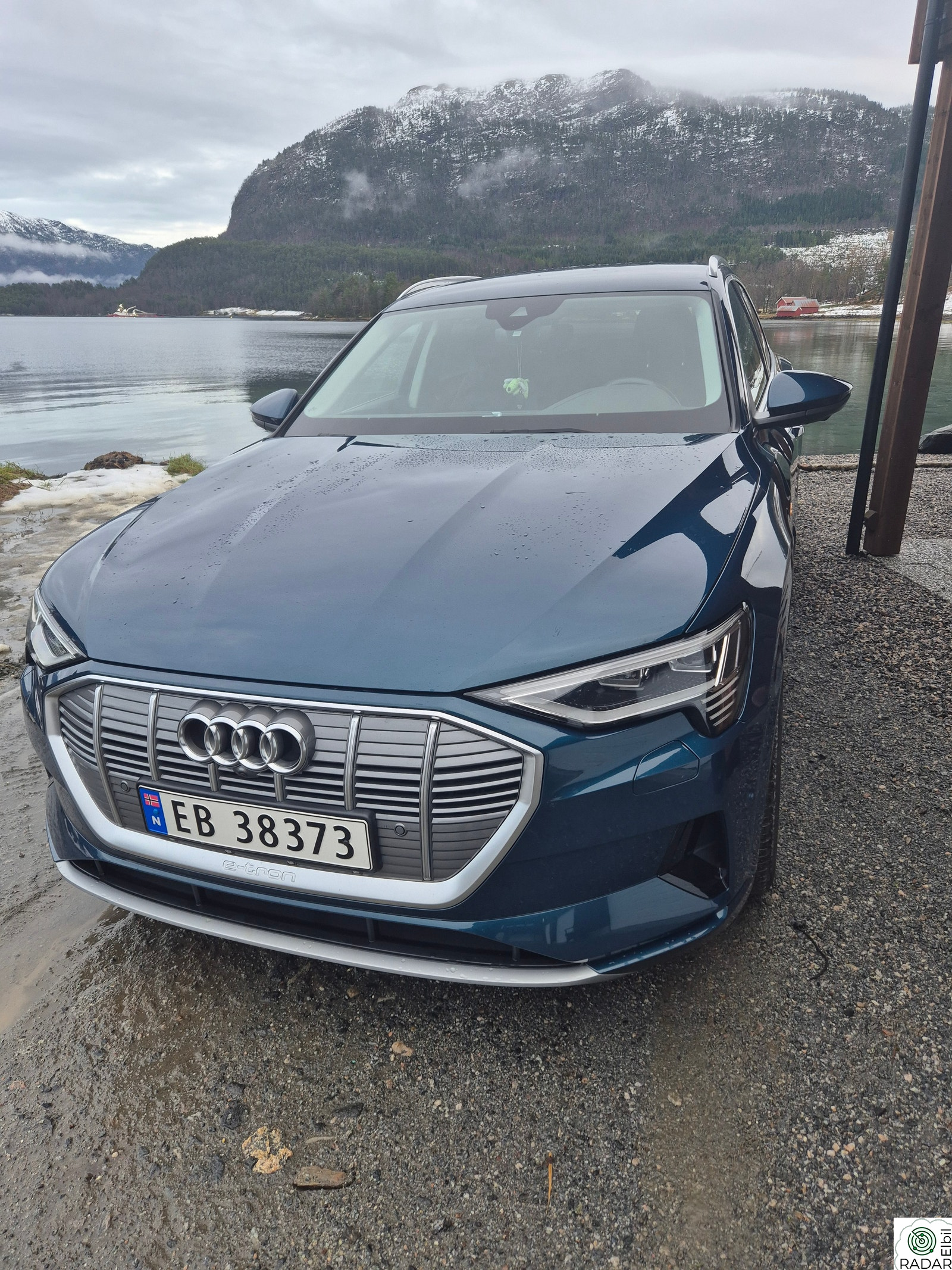 AUDI e-tron 50 50