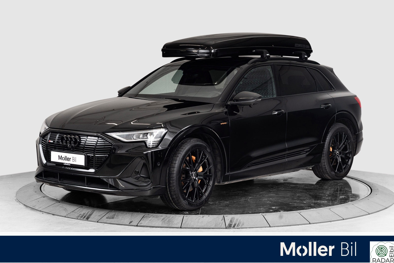 AUDI E TRON 55 55 S Line Sport - 360Kam, Pano, HUD, Krok, B&O