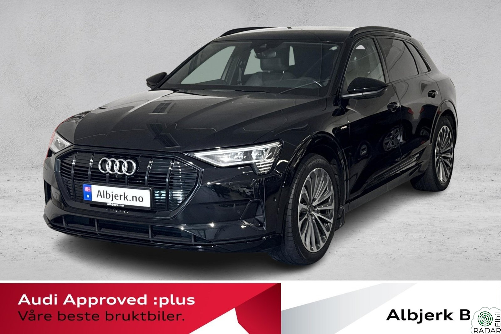 AUDI E TRON 55 55 Advanced Sport/B&O/360 kamera/Krok/Black/+++