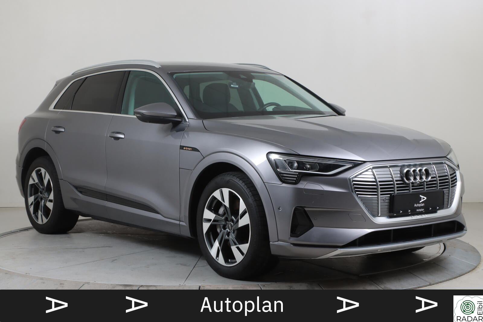 AUDI E TRON 55 55 Advanced Sport Krok Haed-Up B&O Matrix