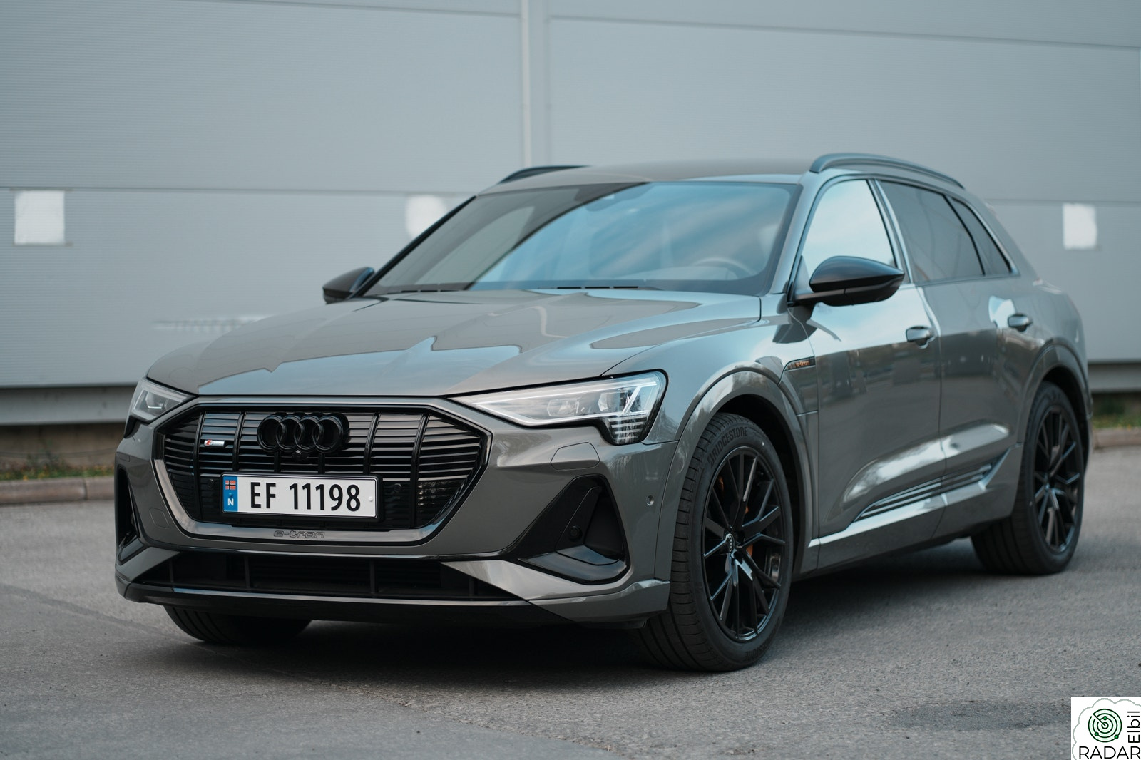 AUDI E TRON 55 55 S line Sport Black Edition