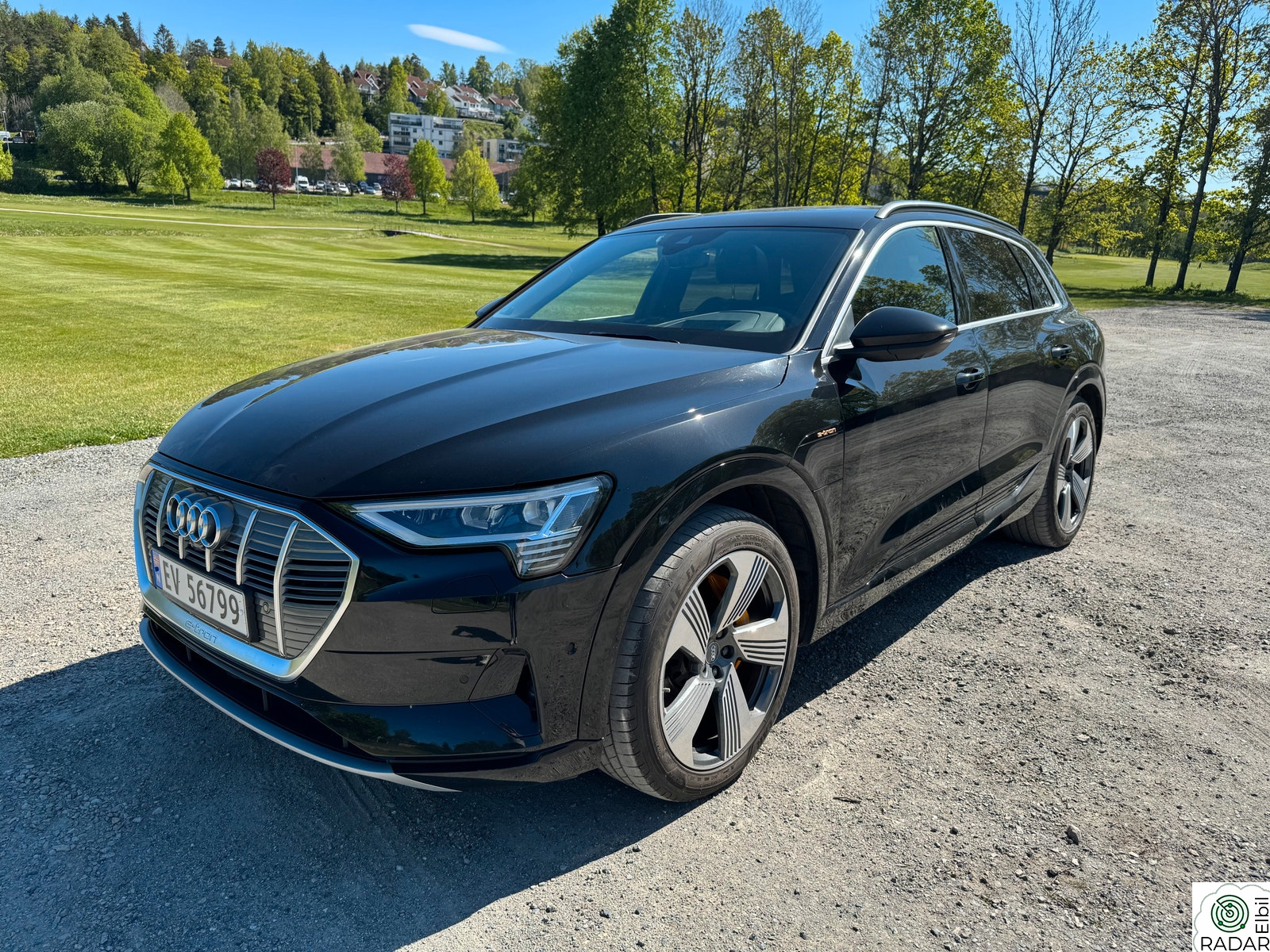 AUDI e-tron 55