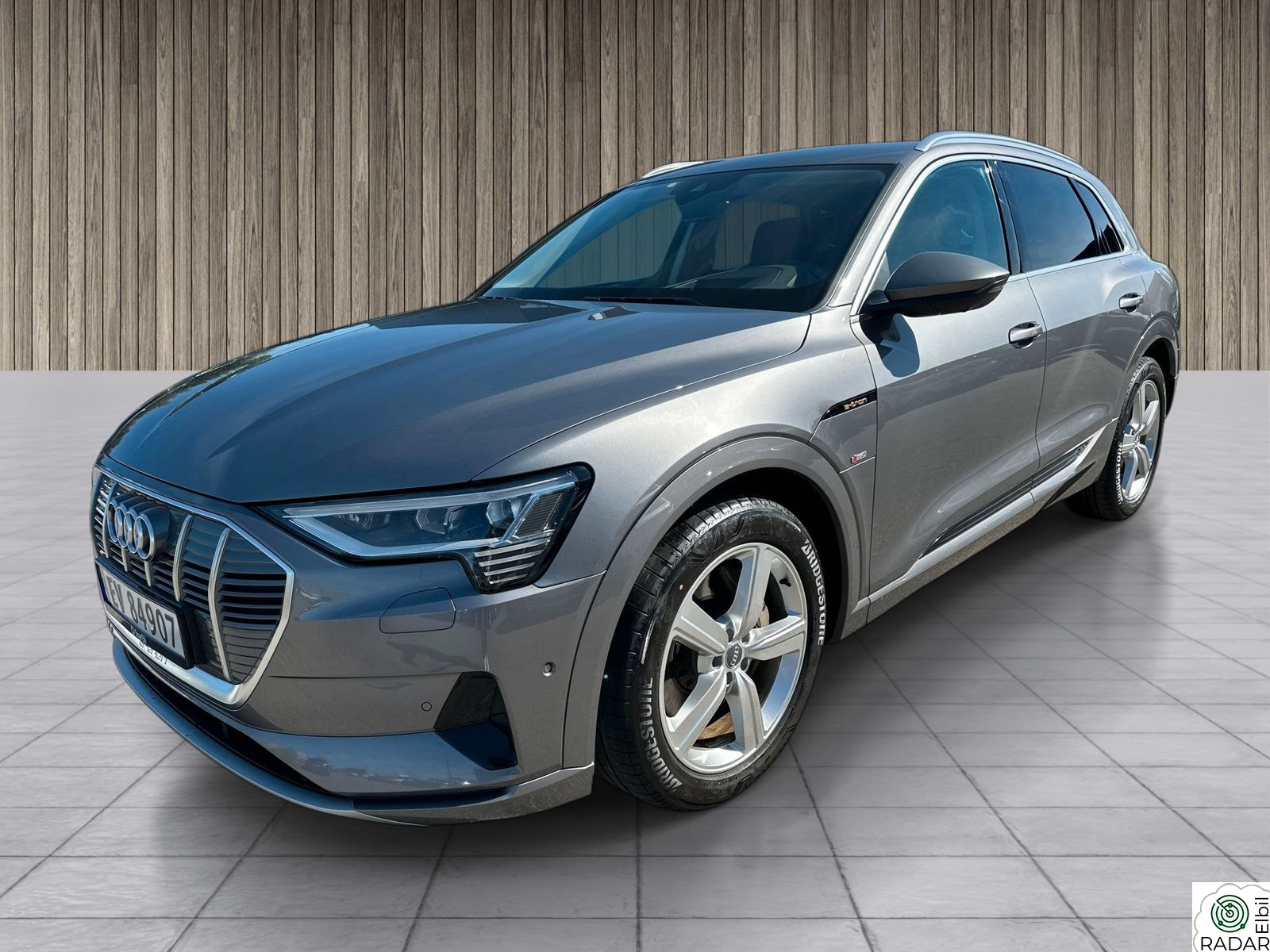AUDI e-tron 55 S-Line-360Kam, HUD, Matrix, Krok, Sp.seter, Innbytte