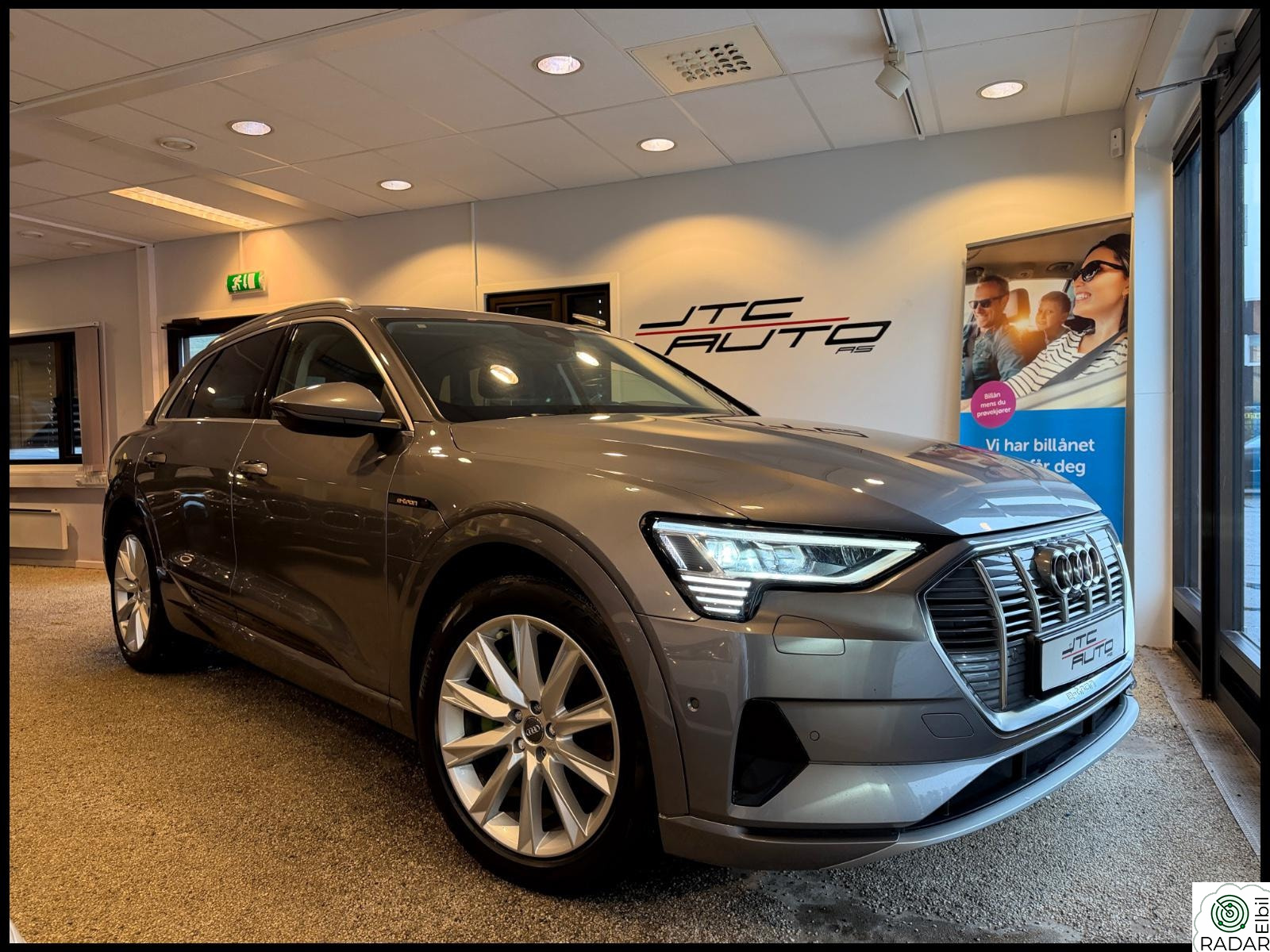 AUDI e-tron 55 55 / 360 kamera / Acc / El seter / H-feste / Luft / mm
