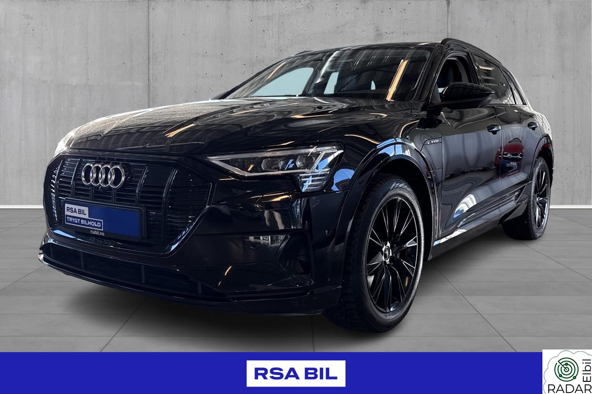 AUDI e-tron 55 Black Edition Krok 360kamera Alcantara