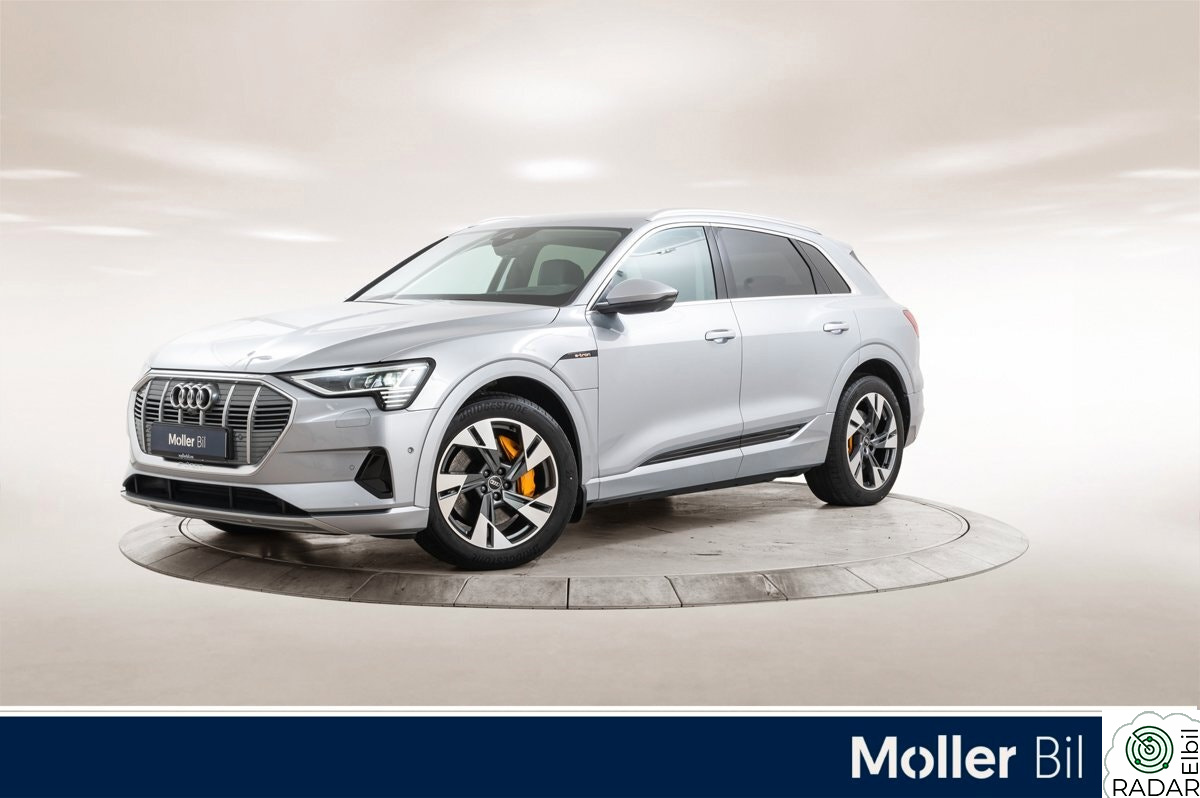 AUDI e-tron 55 55 Advanced Sport - 20", 360Kam, HUD, Sp.Seter, Luft