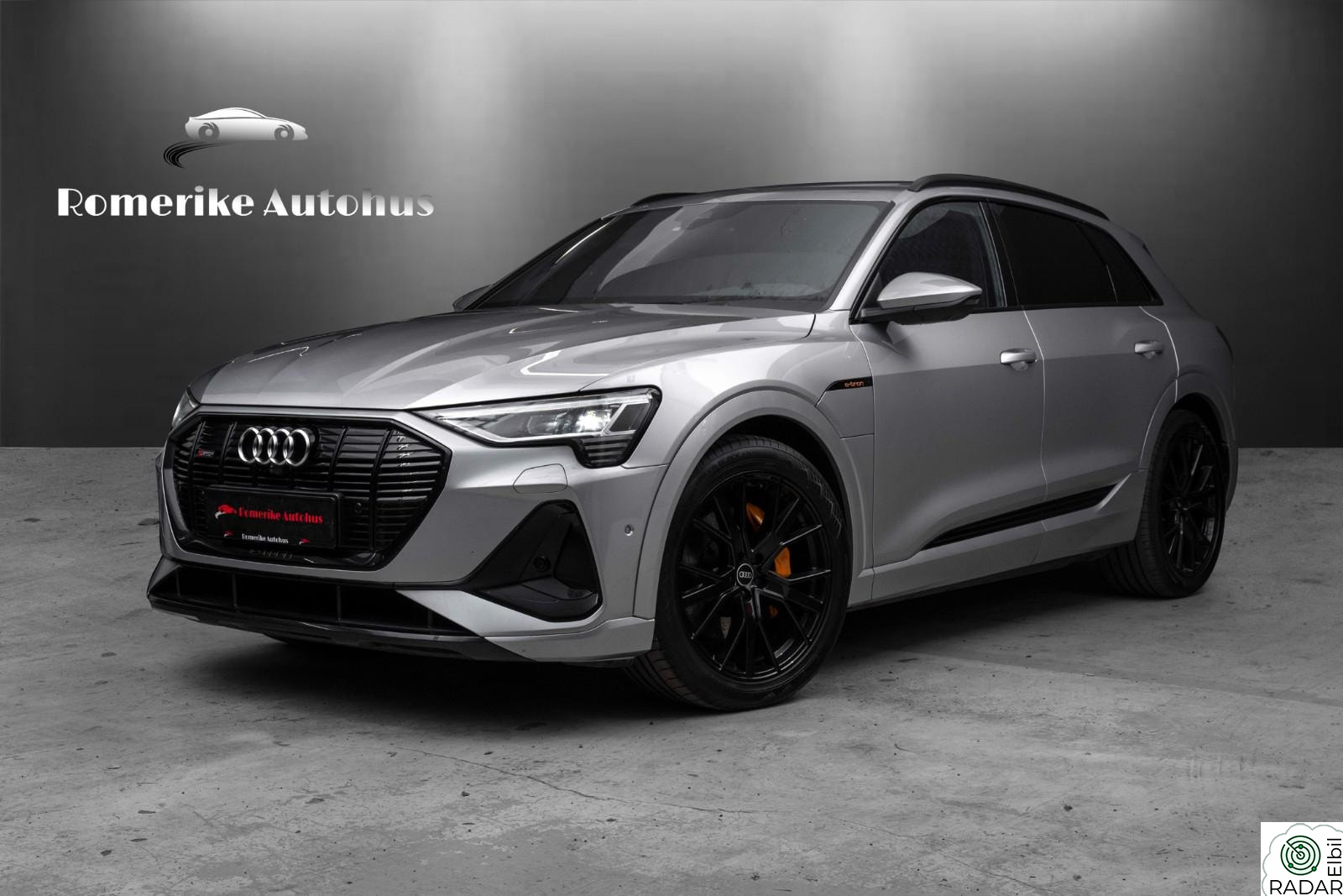 AUDI E TRON 55 55 Q S-LINE BLACK EDITION // 360kam, Memo, KROK, 21"++