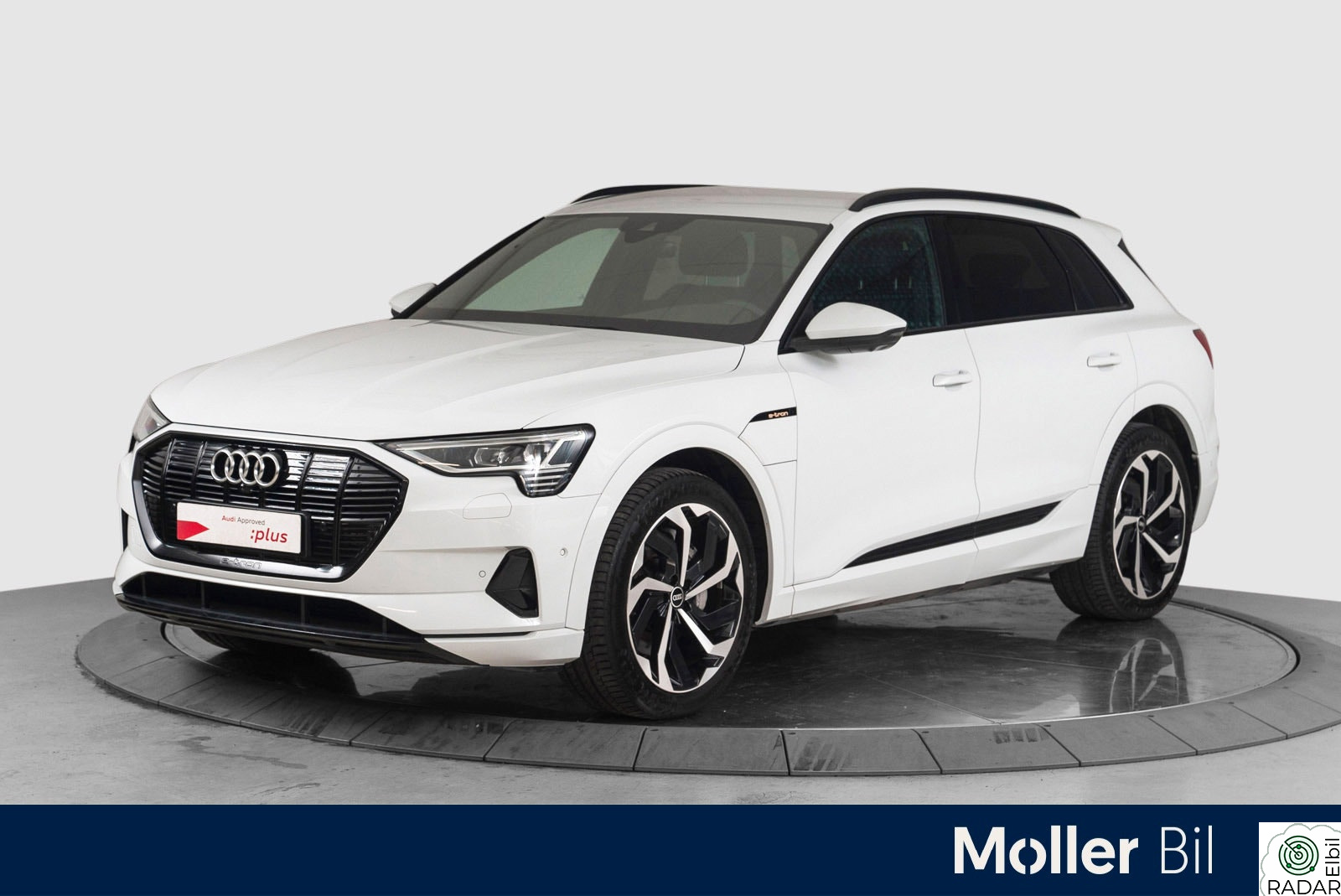 AUDI E TRON 55 55 Advanced Sport 21",Sort optikk,Oppvarmet ratt++
