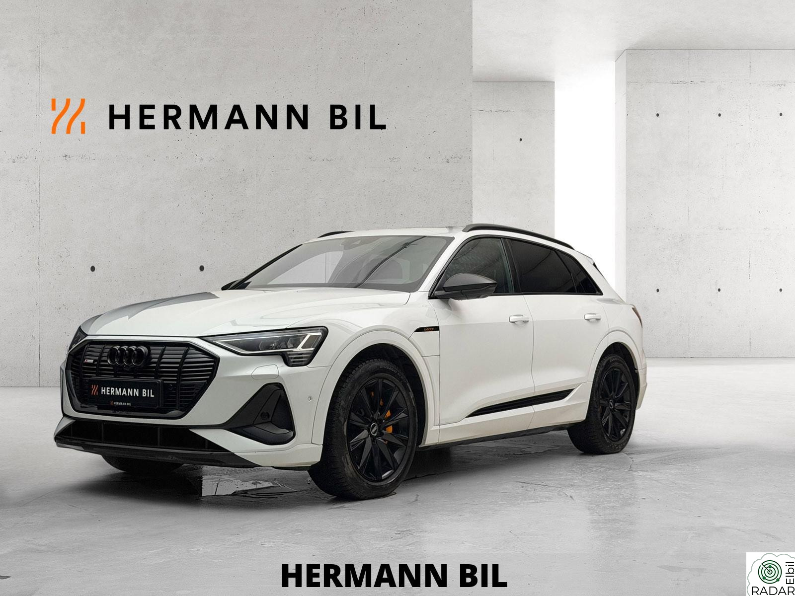 AUDI E TRON 55 55 S line Sport Black Edition Panorama, hengerfeste ++