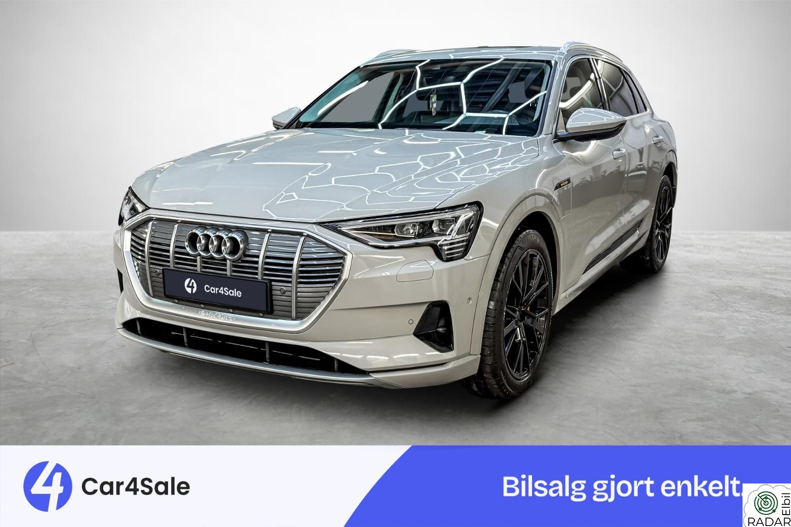 AUDI E TRON 55 55 / 417km / Valconaskinn / ACC / Krok / Pano / Garanti