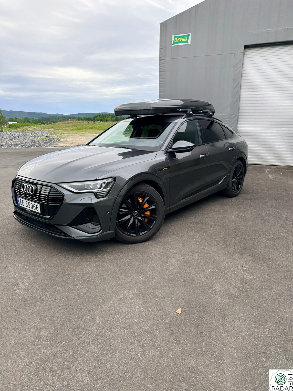 AUDI E TRON SPORTBACK 55 55 S line Sport Black Edition