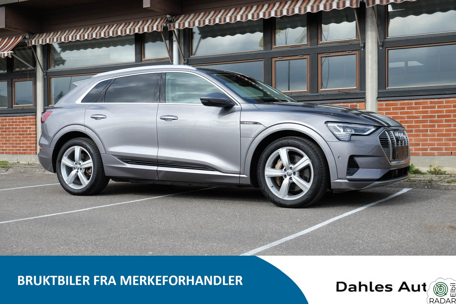 AUDI e-tron 55 advanced fast track - Matrix, HeadUp +++