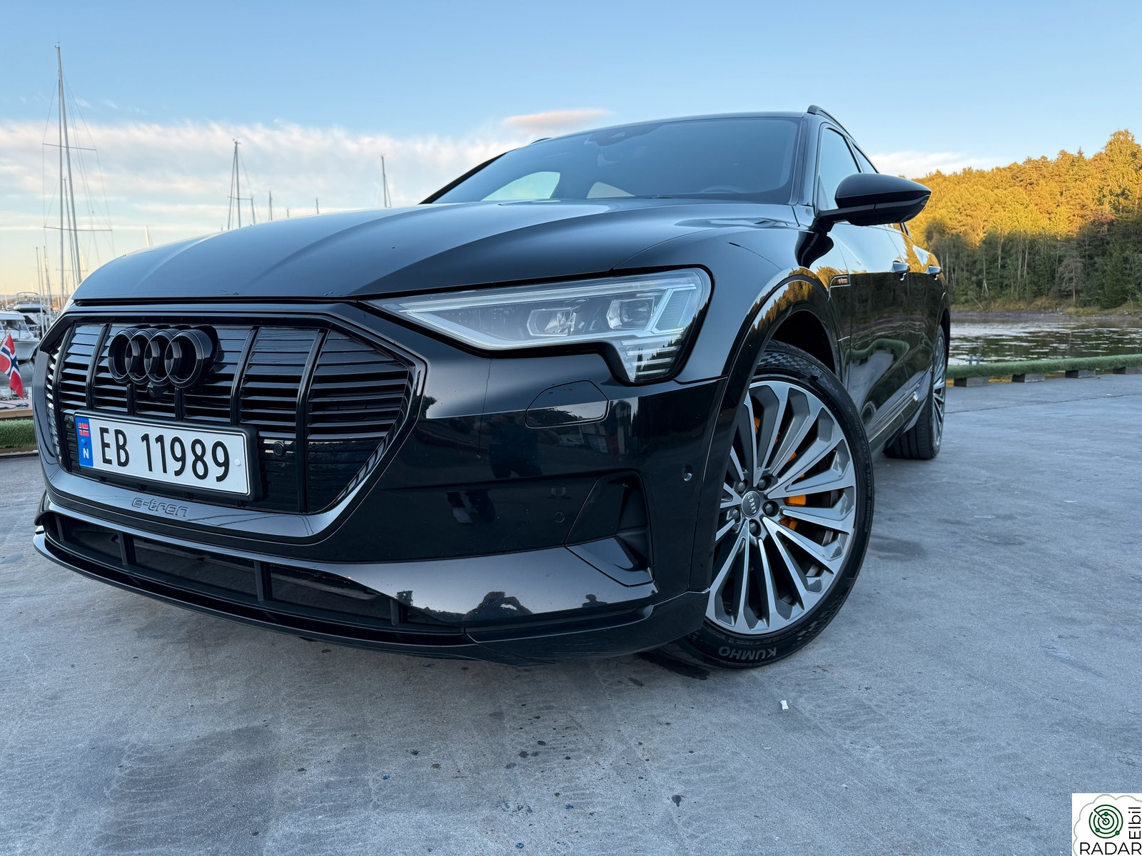 AUDI e-tron 55 S line