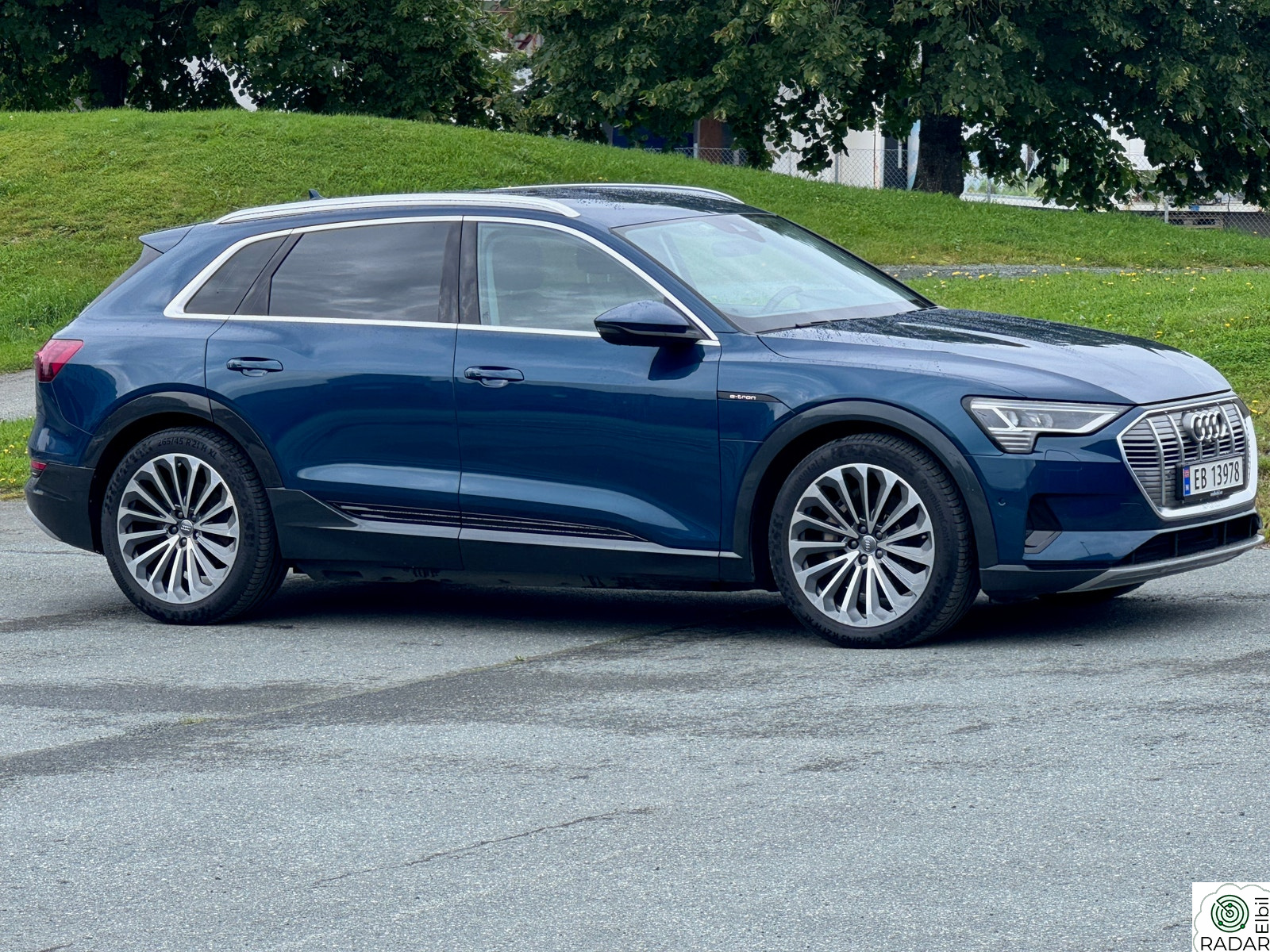 AUDI e-tron 55 Advanced Plus / HUD / Matrix / El.seter
