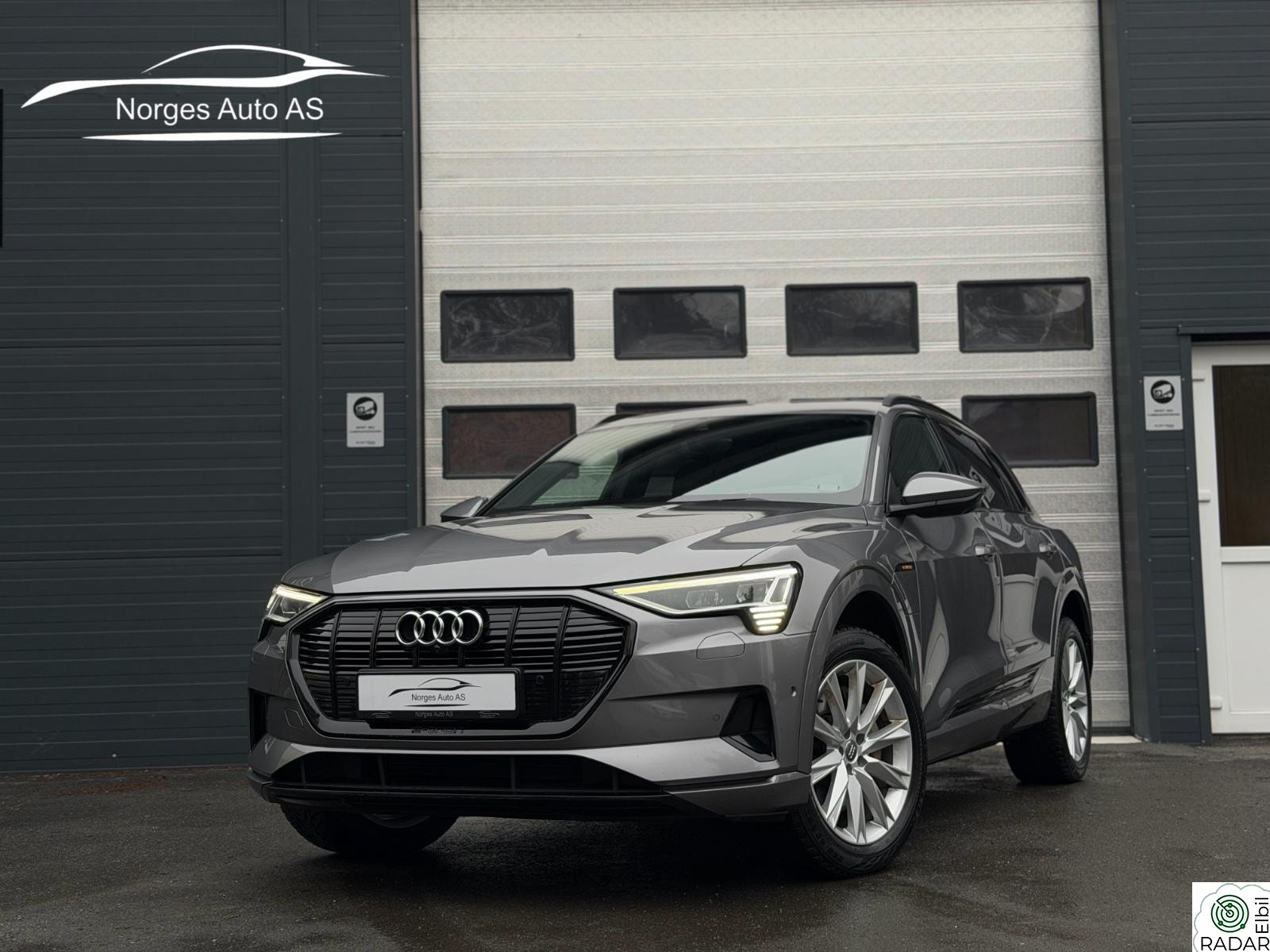AUDI e-tron 55 | N.vision | Matrix | HUD | B&O | H.feste ++