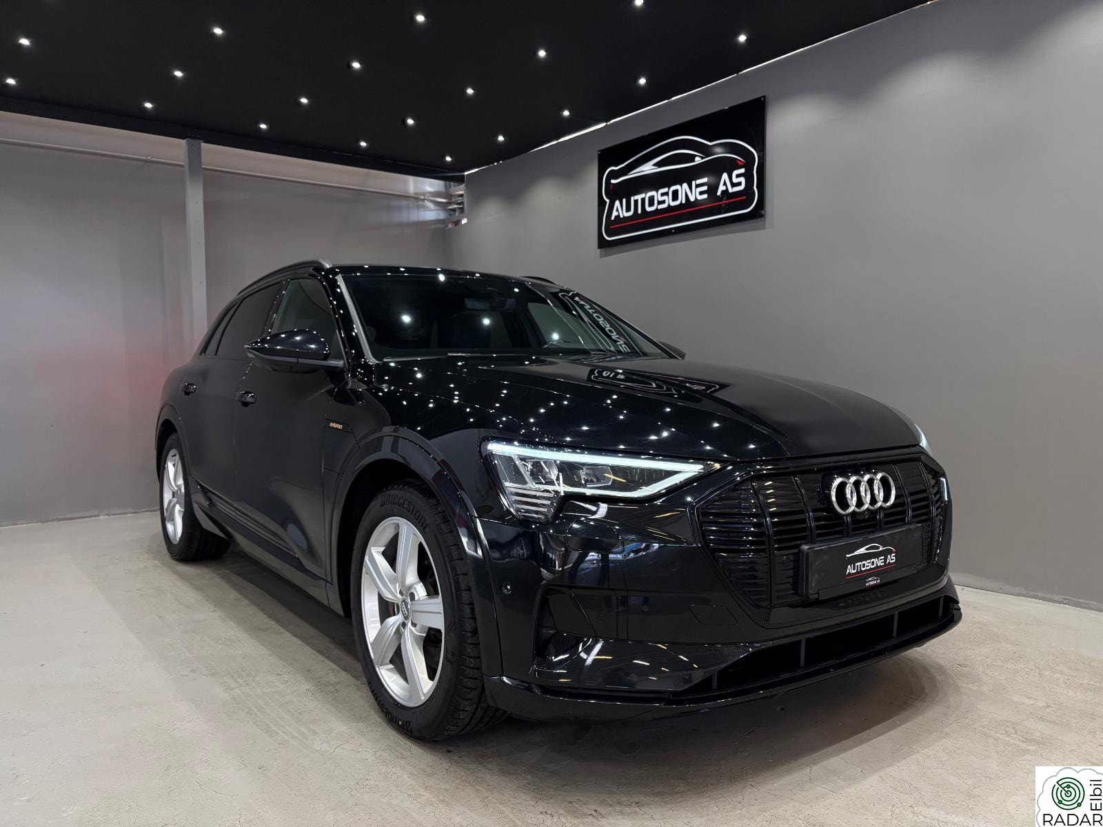 AUDI e-tron 50 50 / Advanced / Luft / ACC / Black edition / 360 /Skinn