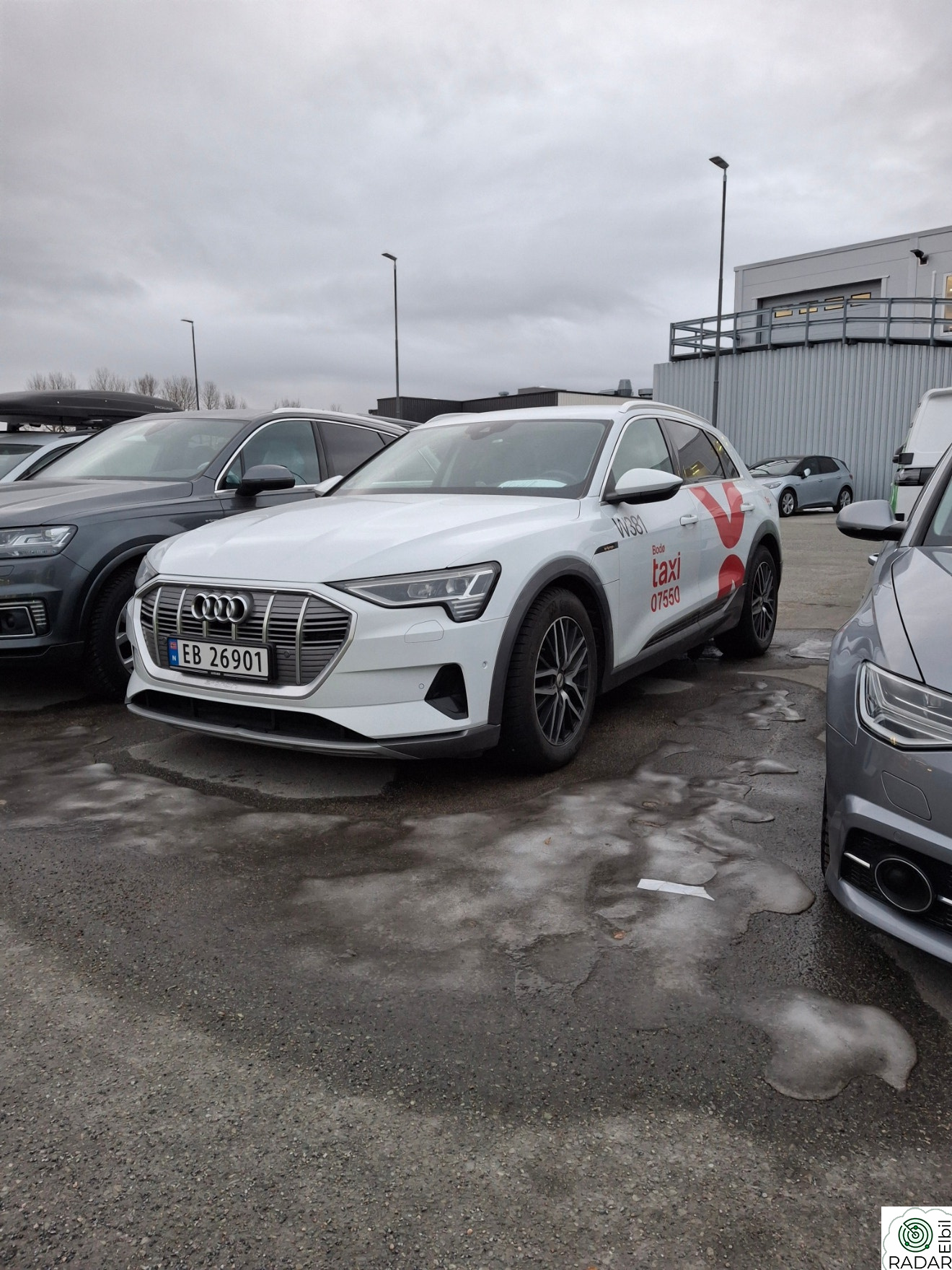 AUDI e-tron 55 55, Vil ikke lade. Må hentes i Bodø