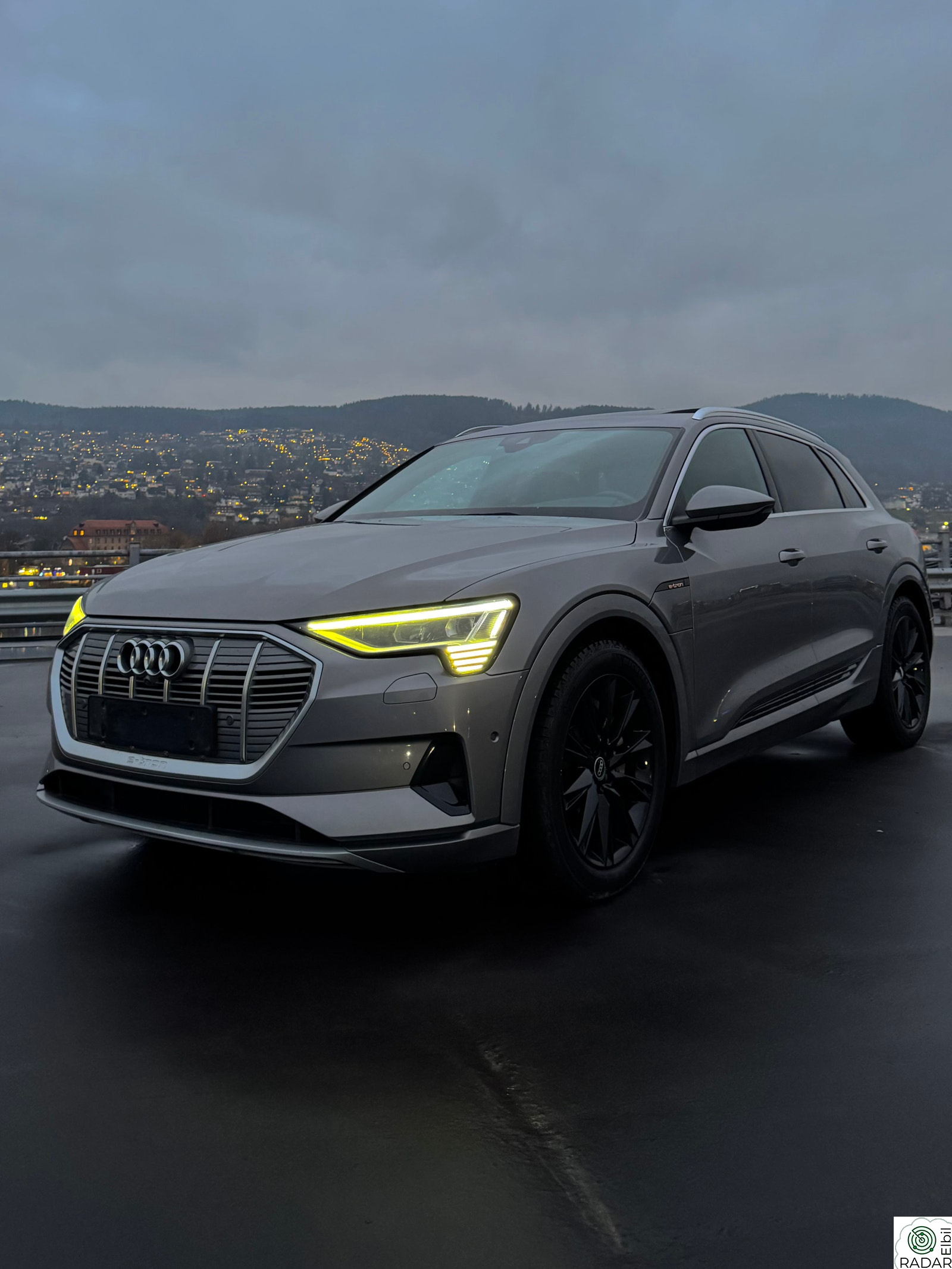 AUDI e-tron 55 55 Advanced Sport/S-Line/Soltak/B&O/360/H.Feste++