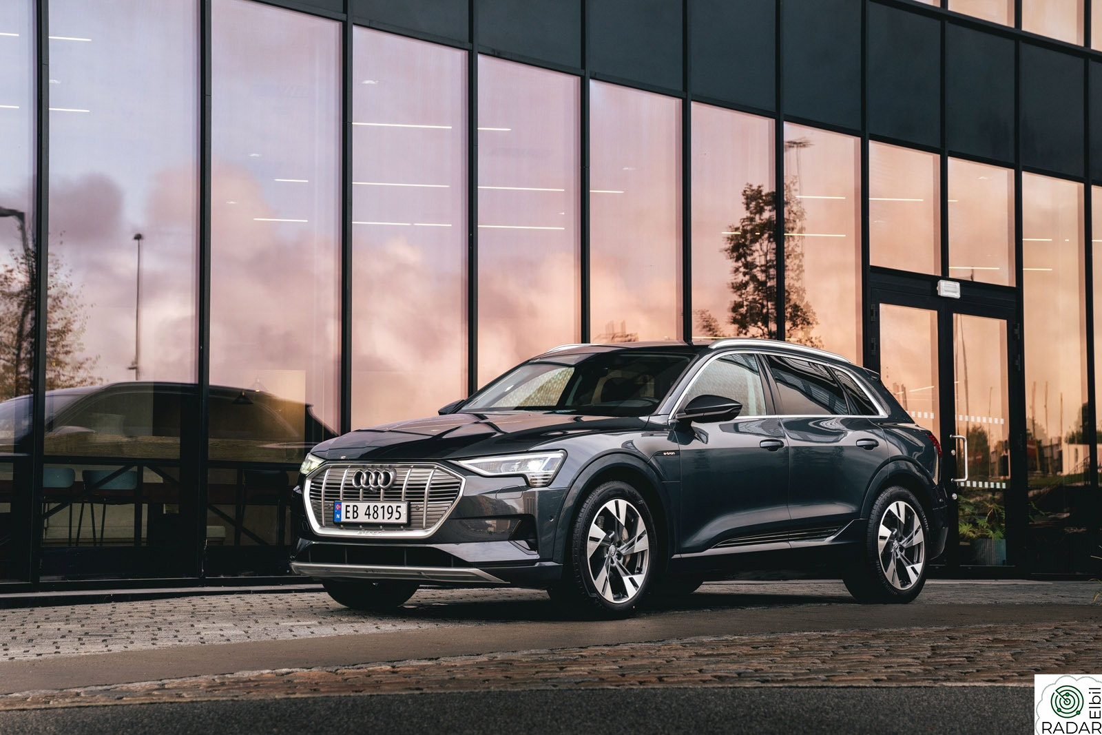 AUDI e-tron 55 55 Advanced Business