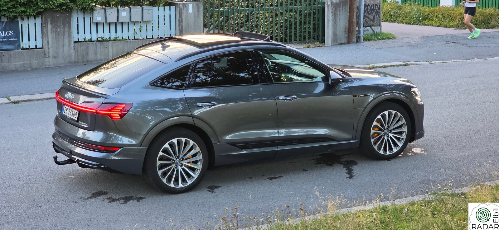 AUDI e-tron Sportback 55 55 Sportback S line Pano krok