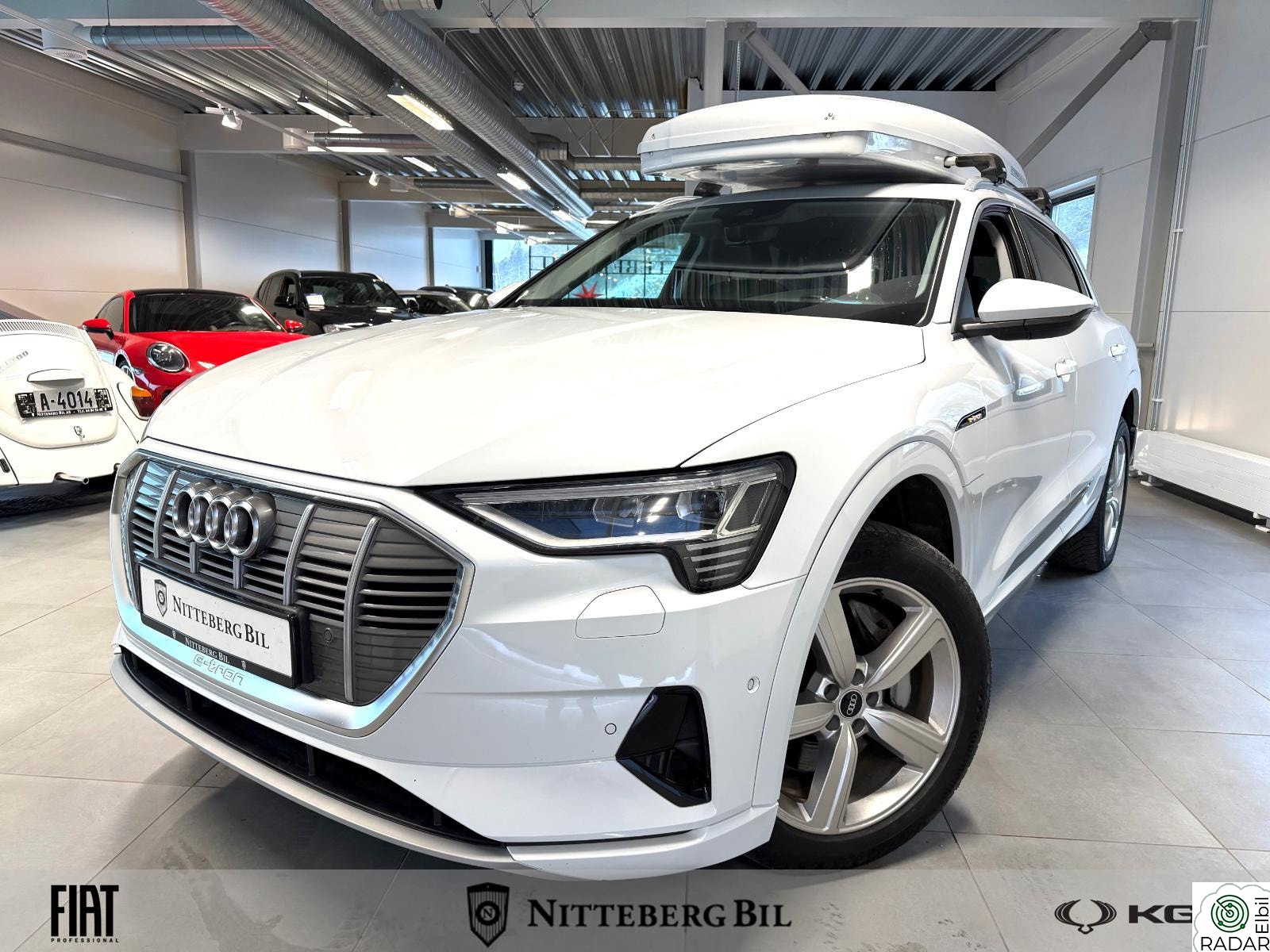 AUDI e-tron 50 50 Skiboks-Skinn-Navi-H.Feste- Luftfjæring- Led-Lav-KM.