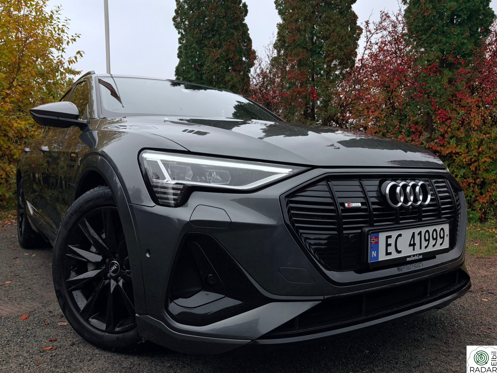 AUDI e-tron Sportback 50 50 Sportback S line
