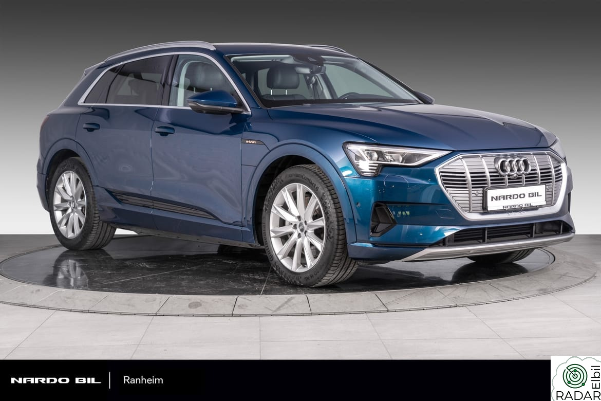 AUDI e-tron 55 55 Advanced Sport, Hengerfeste, Matrix, ACC