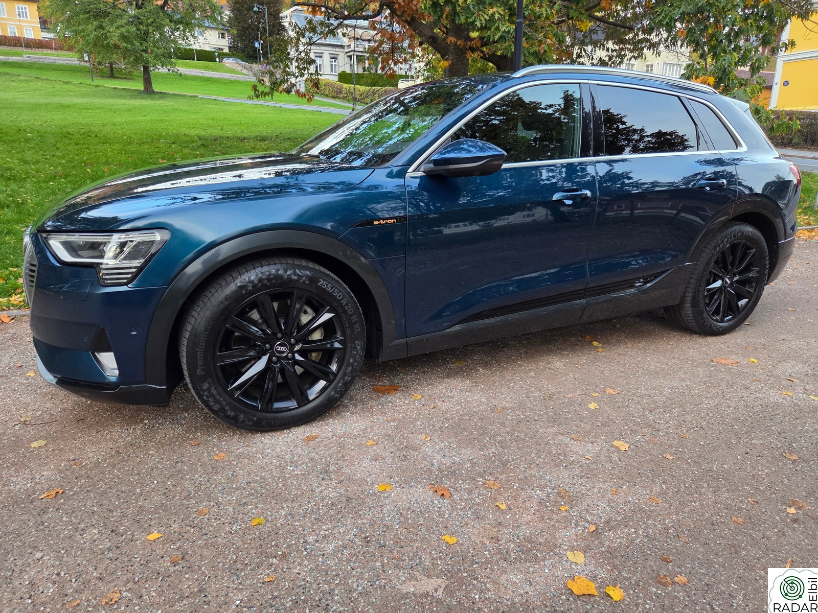 AUDI e-tron 50 50 Advanced Business