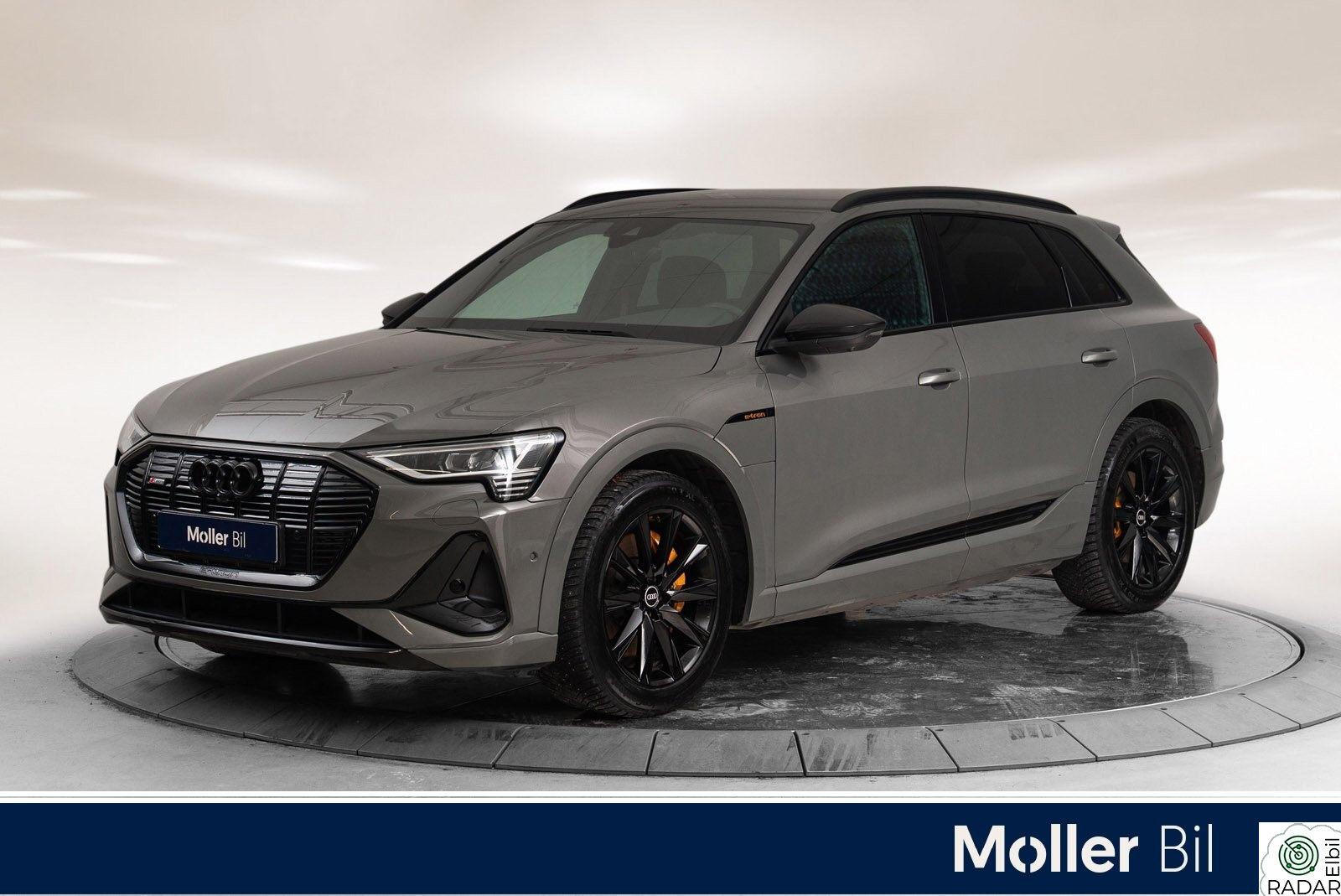 AUDI E TRON 55 55 S line Sport Black Edt. - B&O, 360Kam, Matrix, Skinn