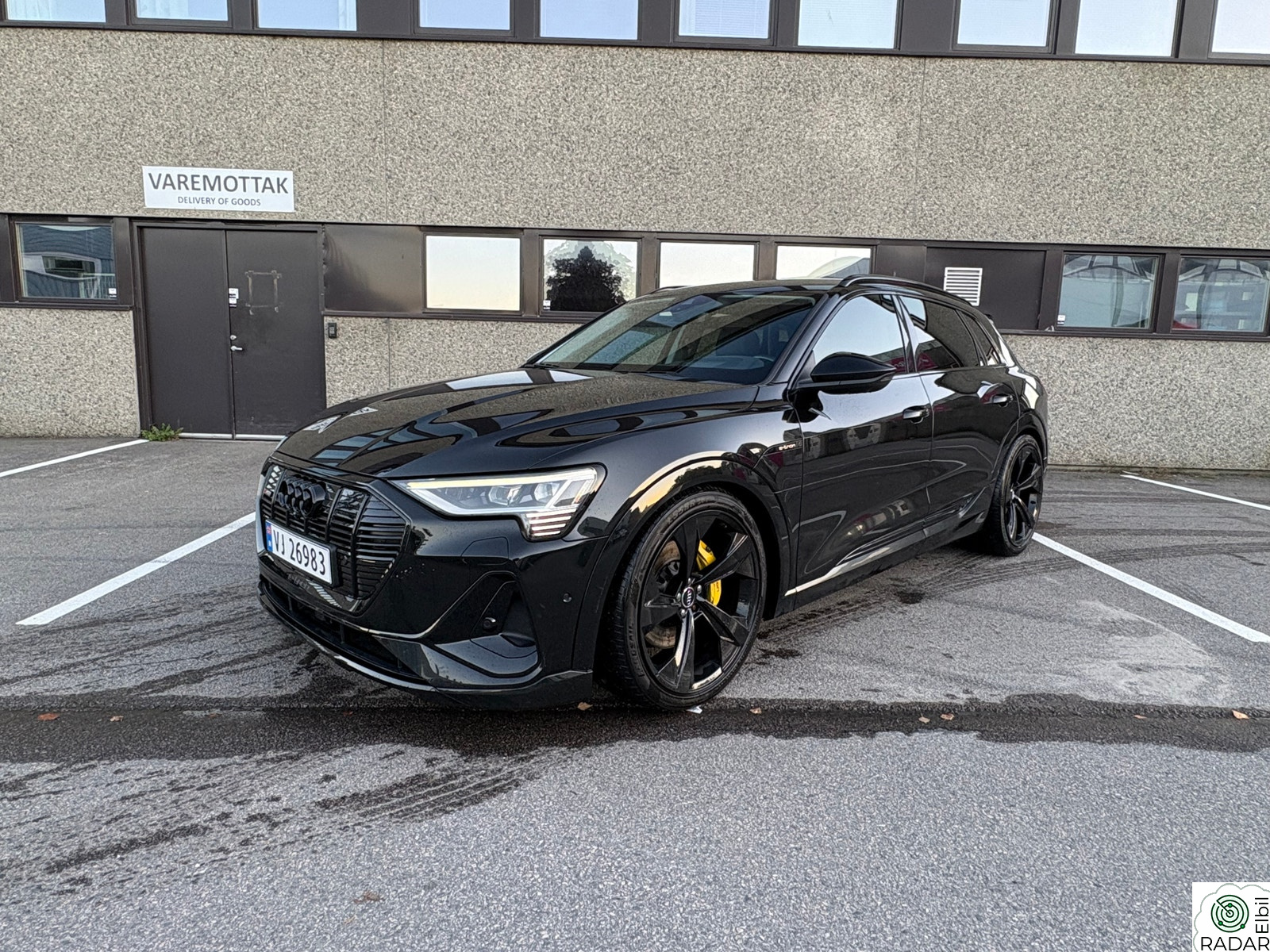 AUDI e-tron 55 Advanced Plus