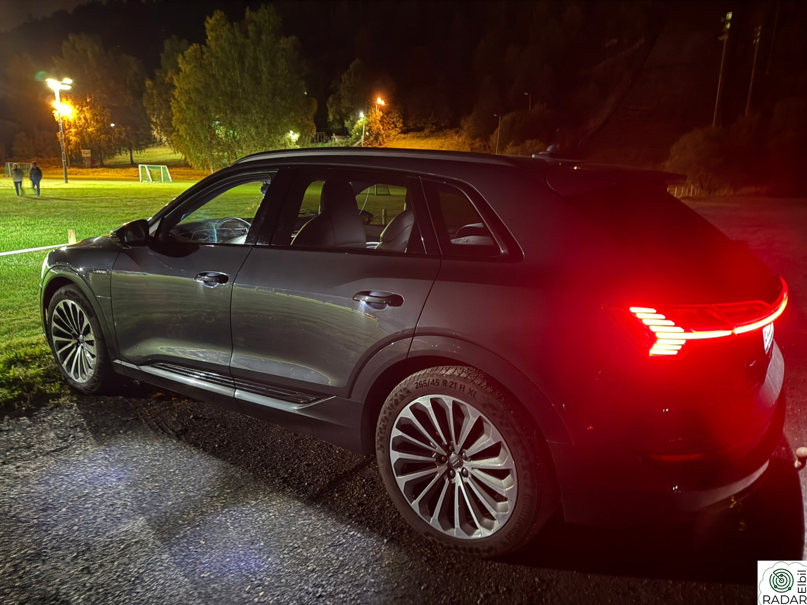 AUDI e-tron 55
