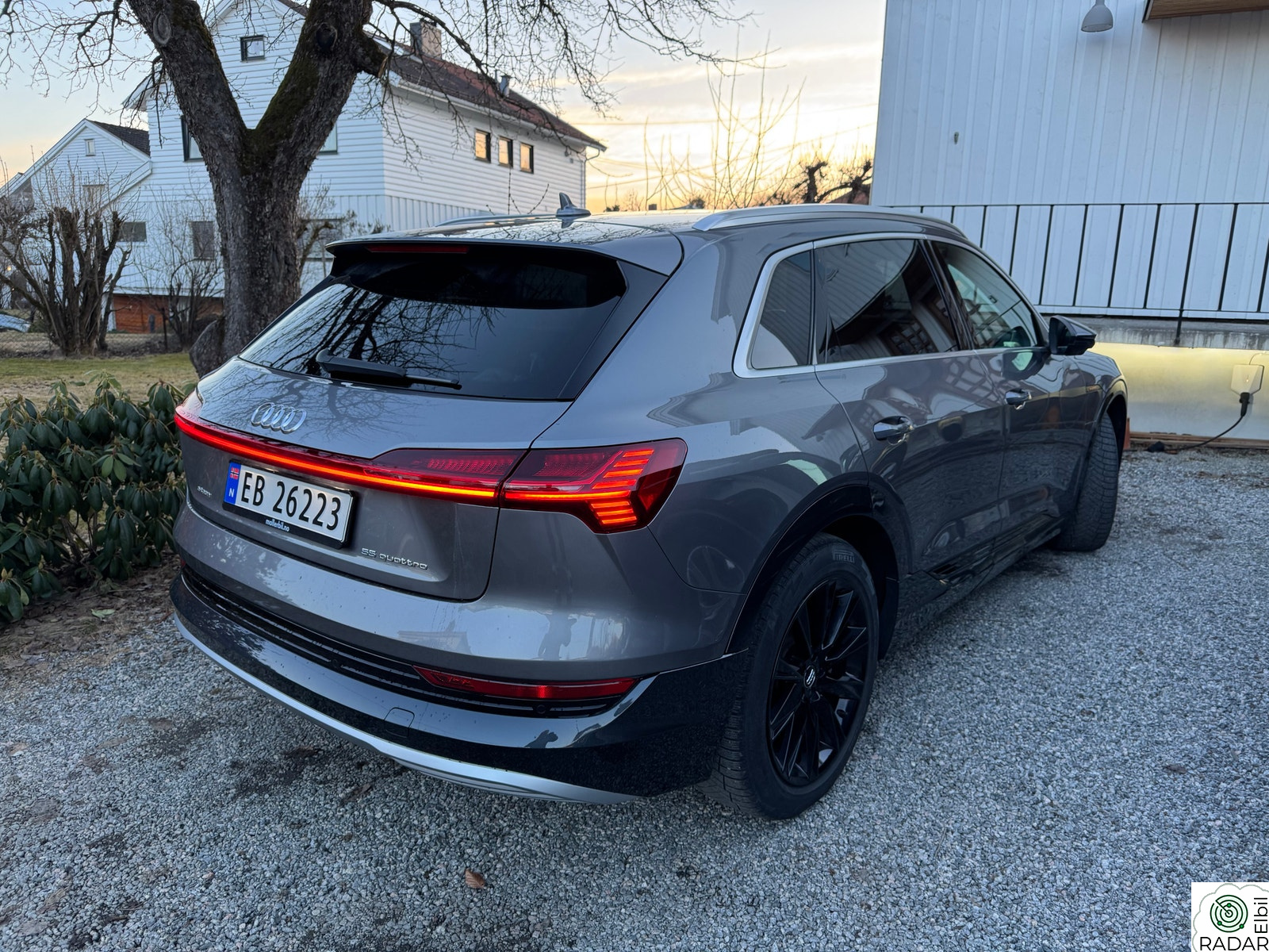 AUDI e-tron 55 55 Advanced Business