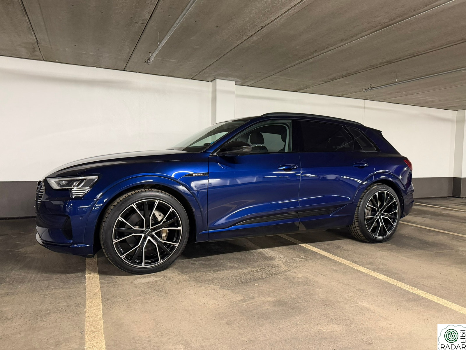 AUDI e-tron 50 50 Advanced Business