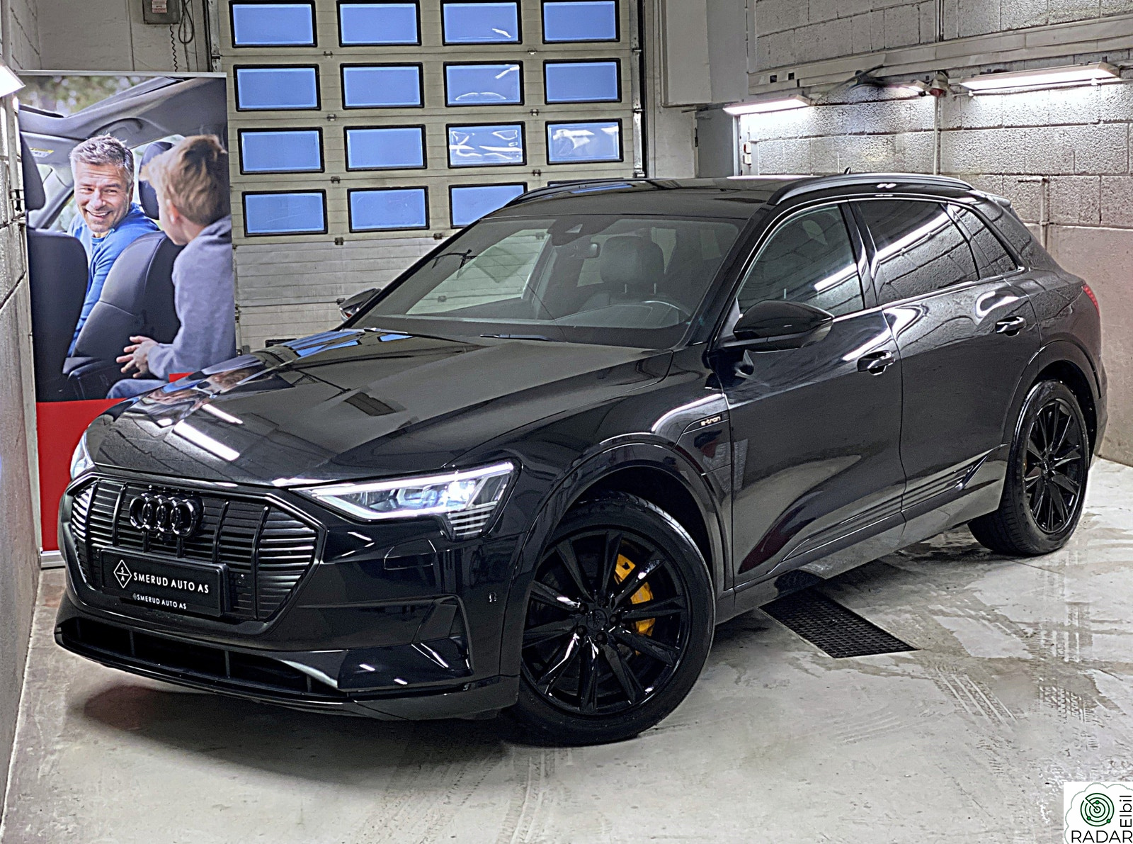AUDI e-tron 50 S-Line | 50 | Advanced S | Black | Pano | Krok | ACC