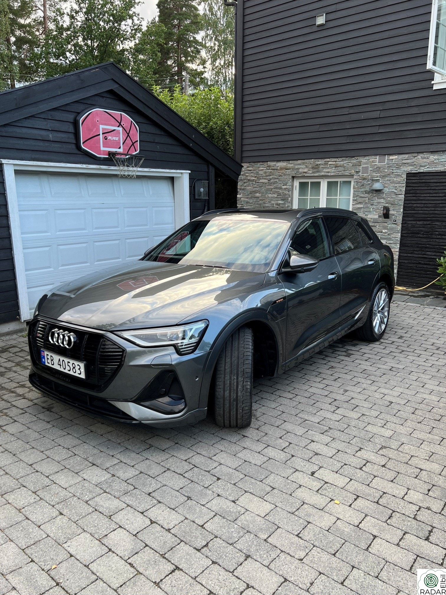 AUDI e-tron 55 55 S line