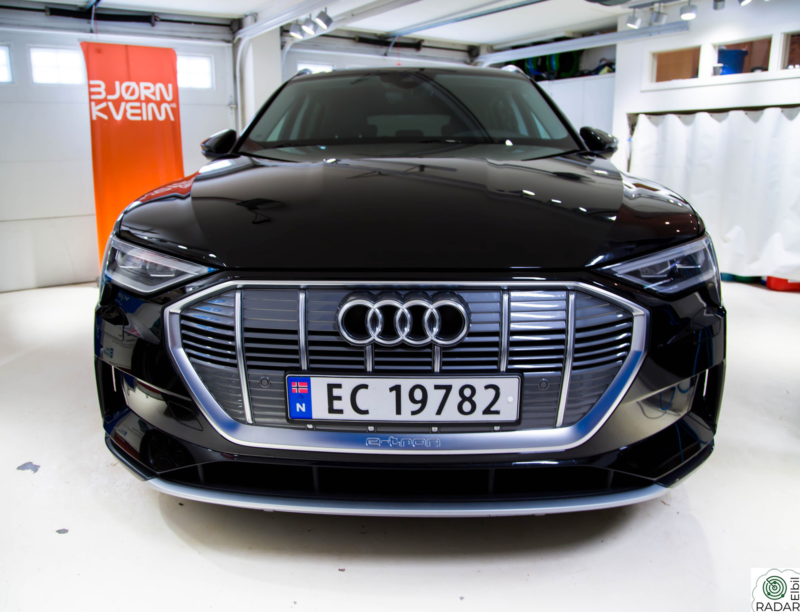 AUDI e-tron 55 55 Advanced Business/408hk/ACC/Luft/El-bakluke/Krok