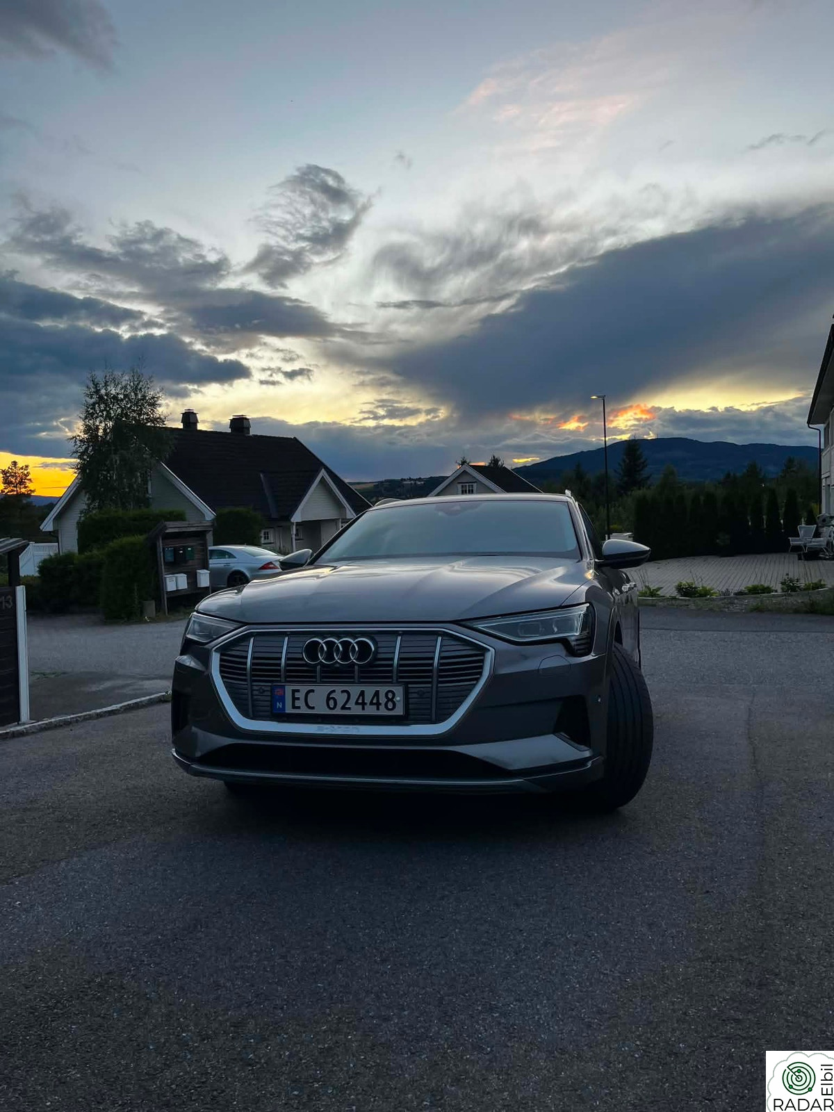 AUDI e-tron 55 55 Advanced Sport