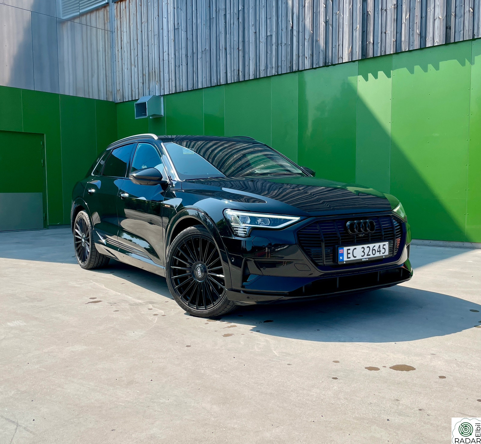 AUDI e-tron 55 55 Adv. Sport B&O/Matrix/Rattvarme/Sort optikk/Krok ++