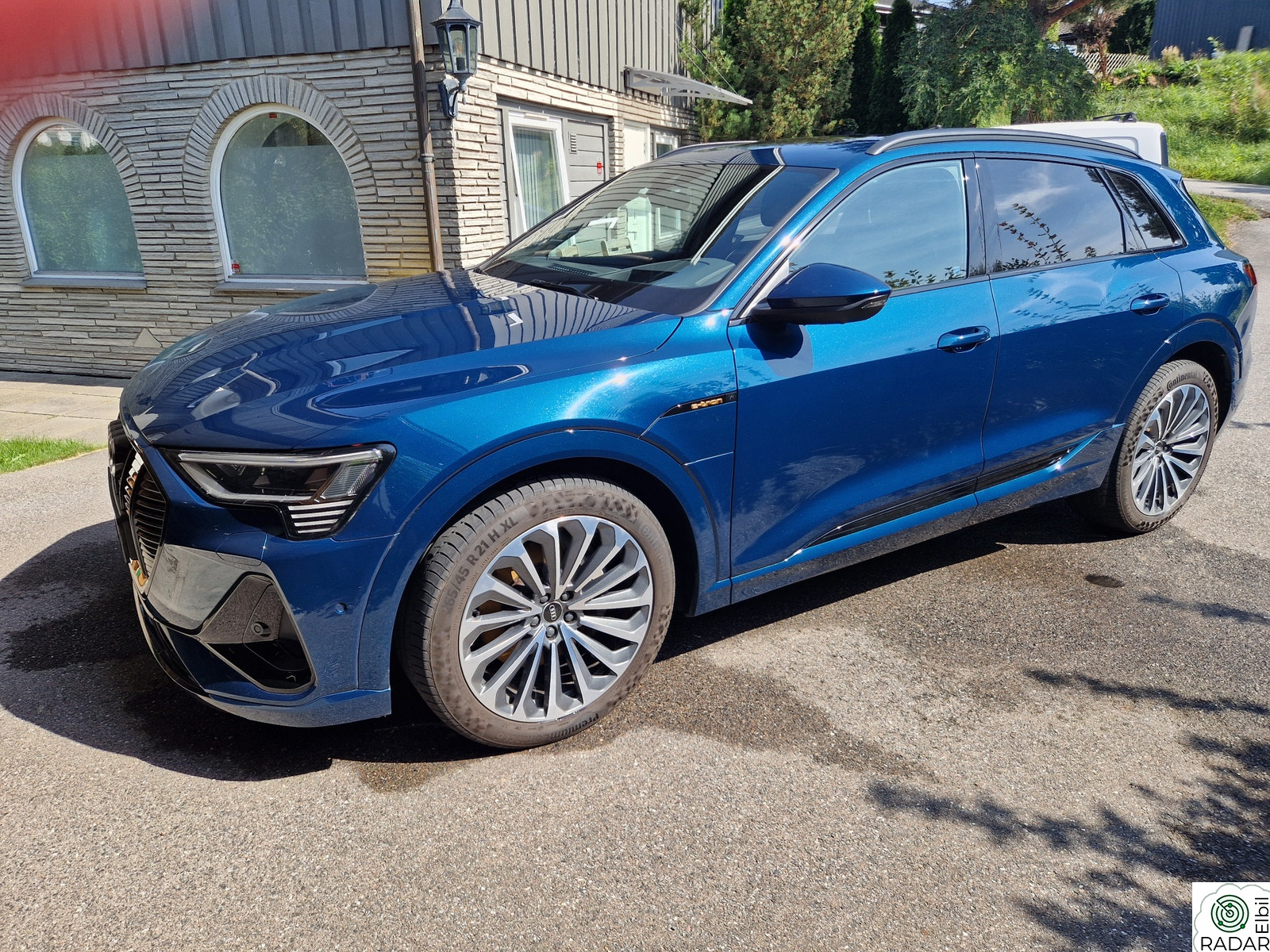 AUDI e-tron 55 55 s-line Black edition, s+v, night visjon, matrix