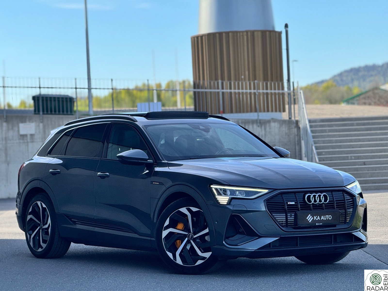 AUDI E TRON 55 55/S-Line/CC/360 Kam./Pano/Minne/H.Feste/Apple Carplay