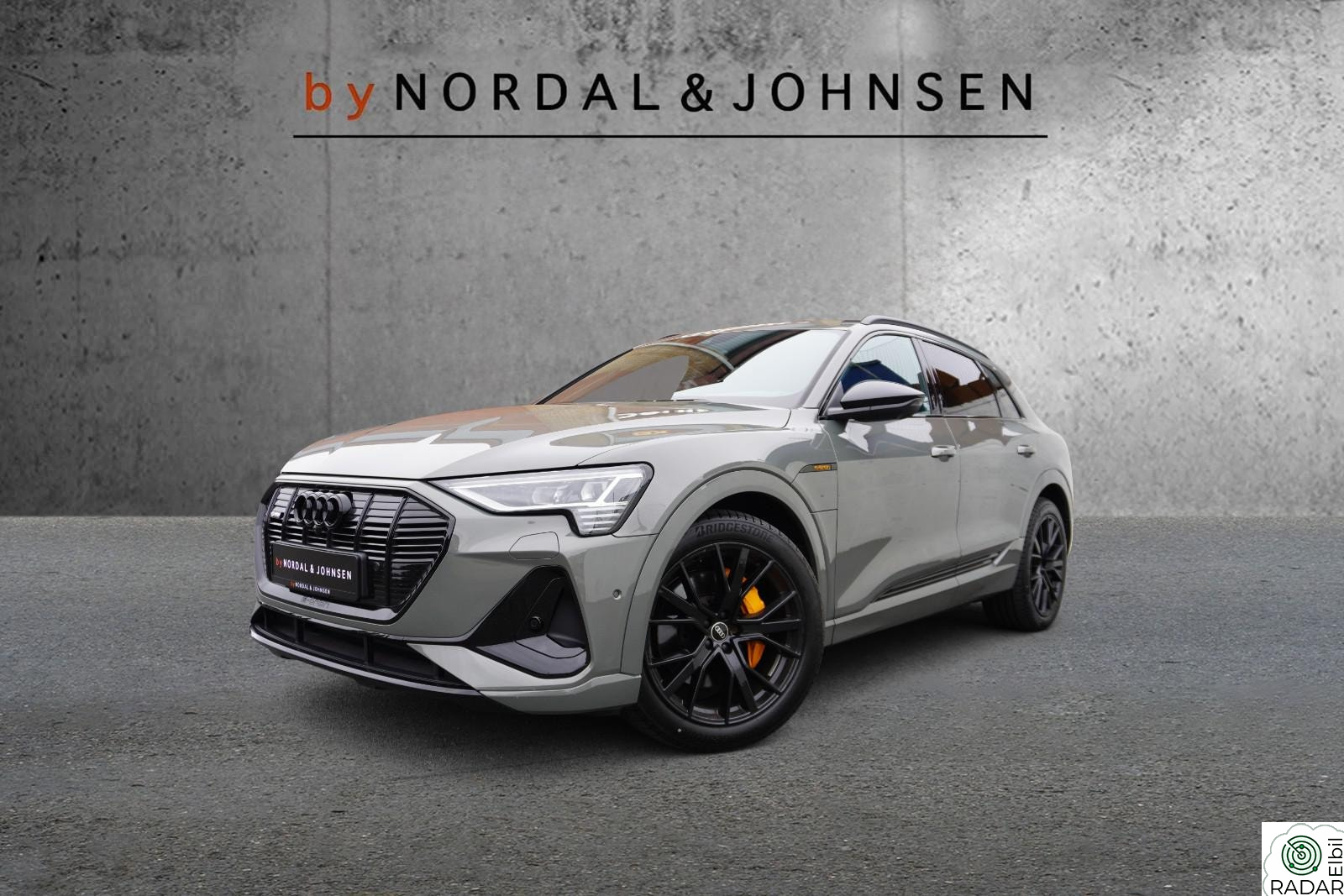 AUDI E TRON 55 E-TRON 55 BLACK EDITION B&O 360KAM VALCONA KROK MATRIX+