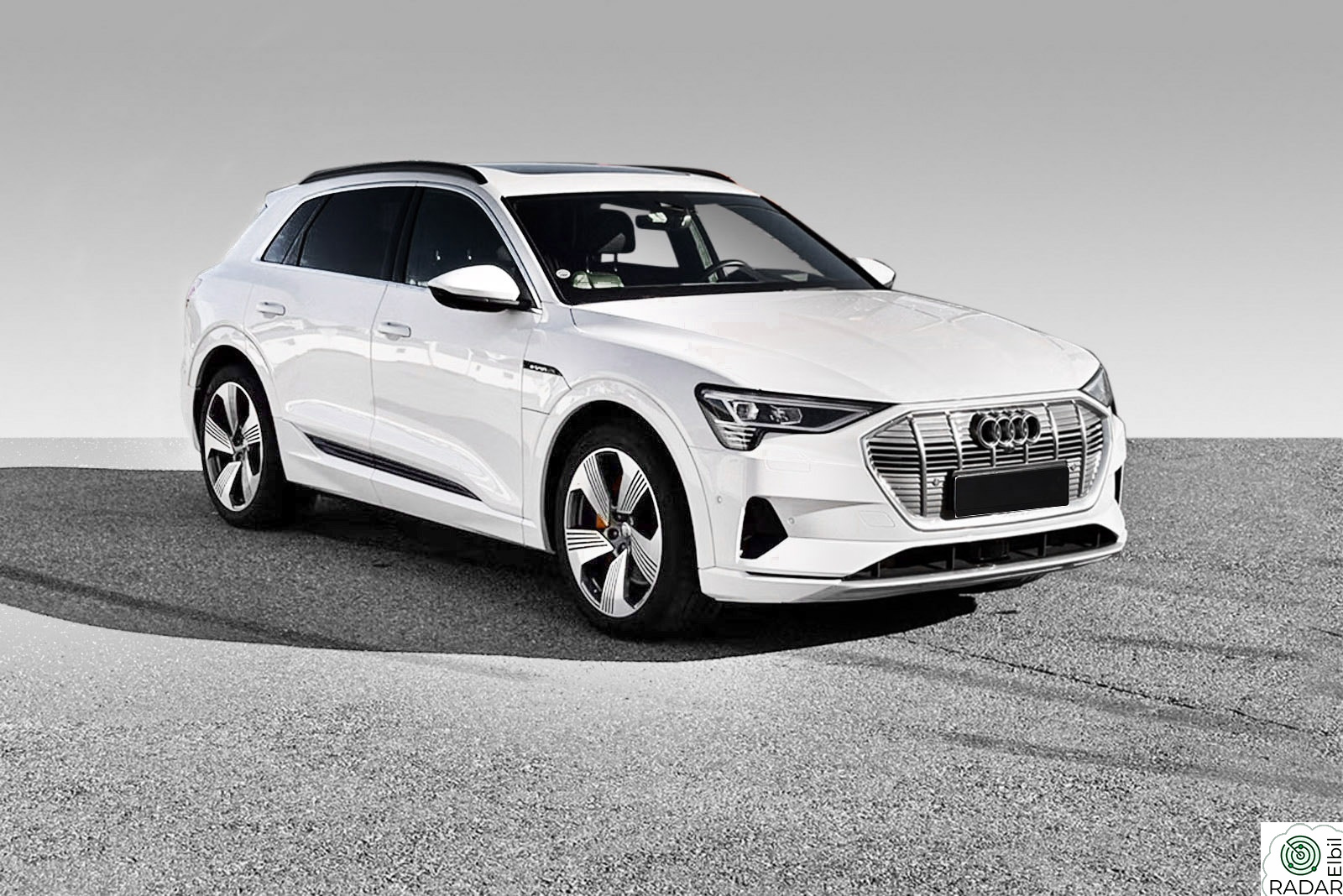 AUDI e-tron 55