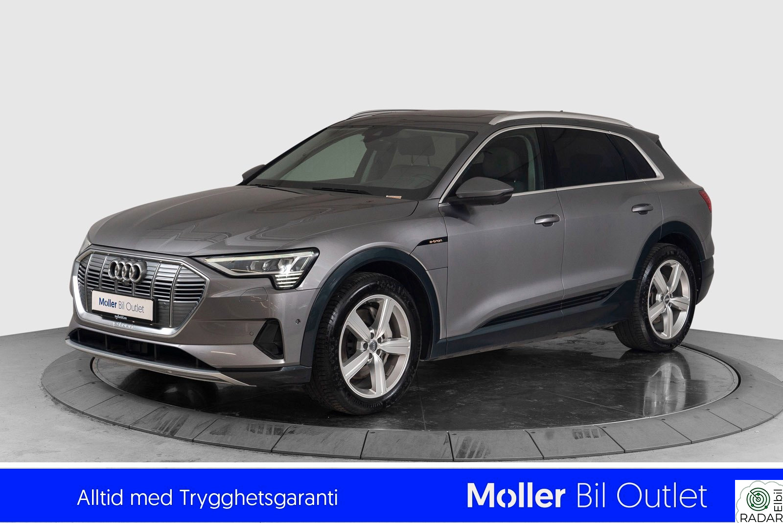 AUDI e-tron 55 Advanced Plus - Pano, HUD, Matrix, 360Kam, Skinn