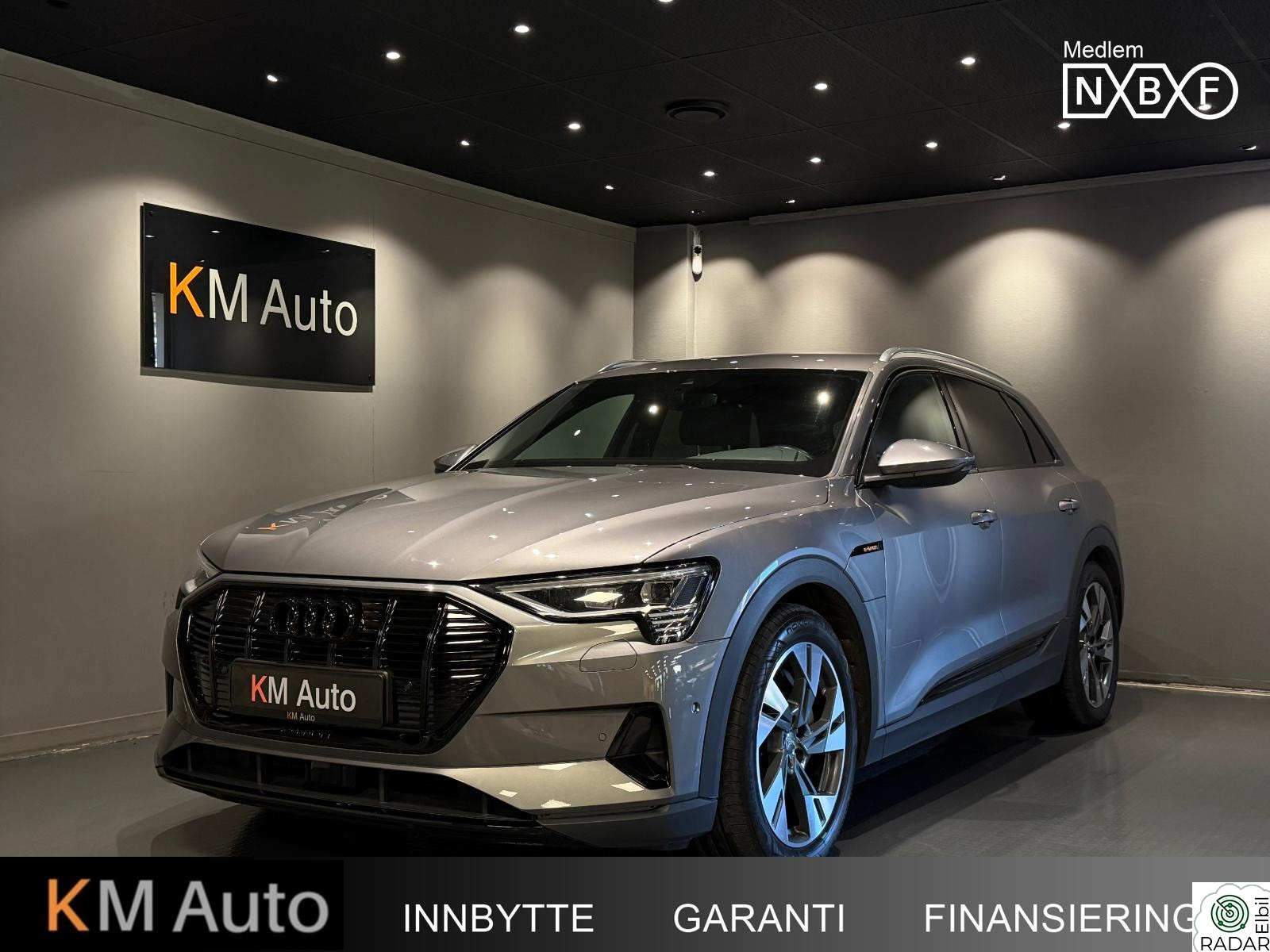 AUDI e-tron 55 QUATTRO / ACC / LUFT / BLACK OPTIKK / SKINN/ H.FESTE