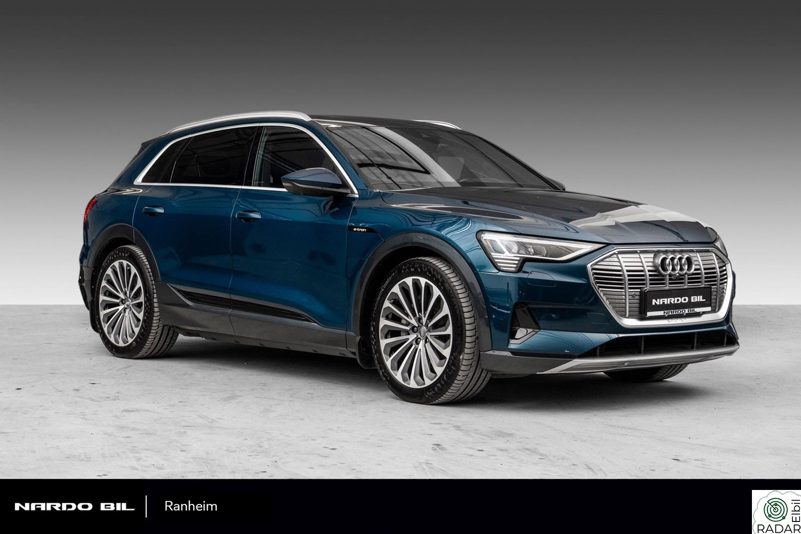 AUDI e-tron 55 Quattro/Matrix/Krok/HUD/ACC