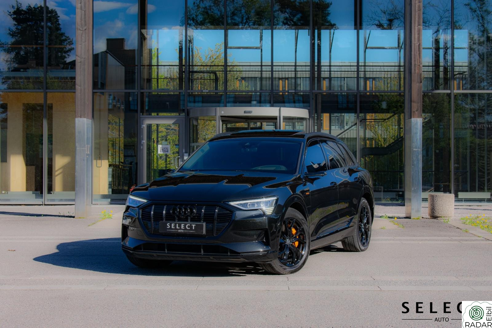 AUDI e-tron 55 QUATTRO/GARANTI/PANORAMA/B&O/ACC/360KAM/LUFT/HUD++
