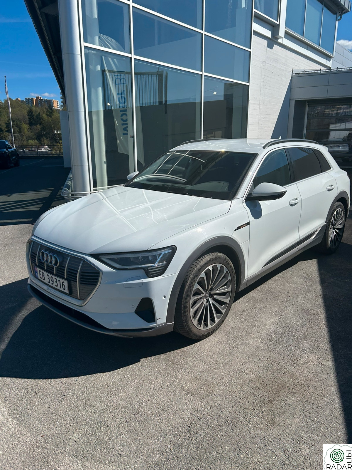 AUDI e-tron 50 50 Advanced Business