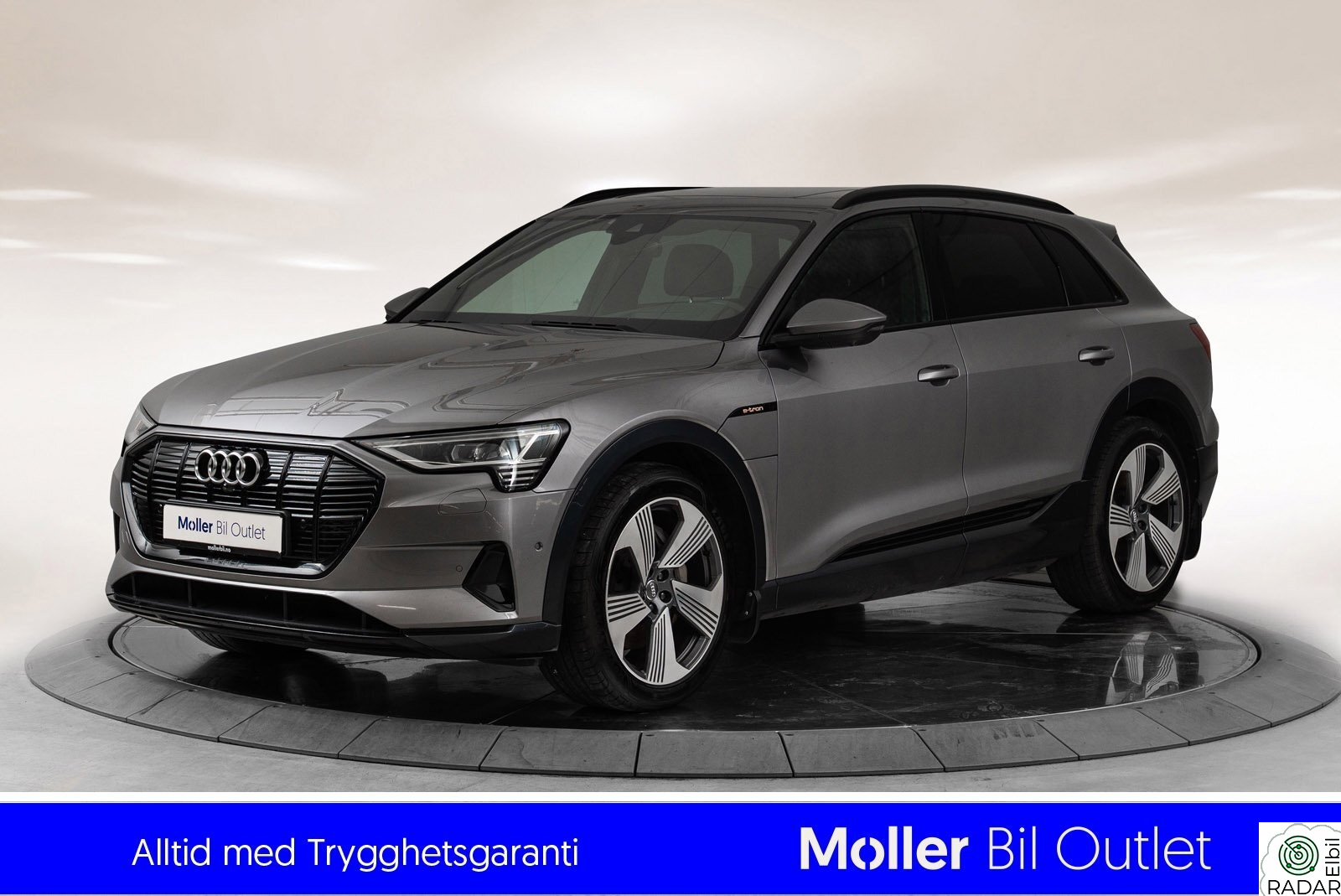 AUDI e-tron 55 Advanced - B&O, HUD, Pano, 360kam, Matrix