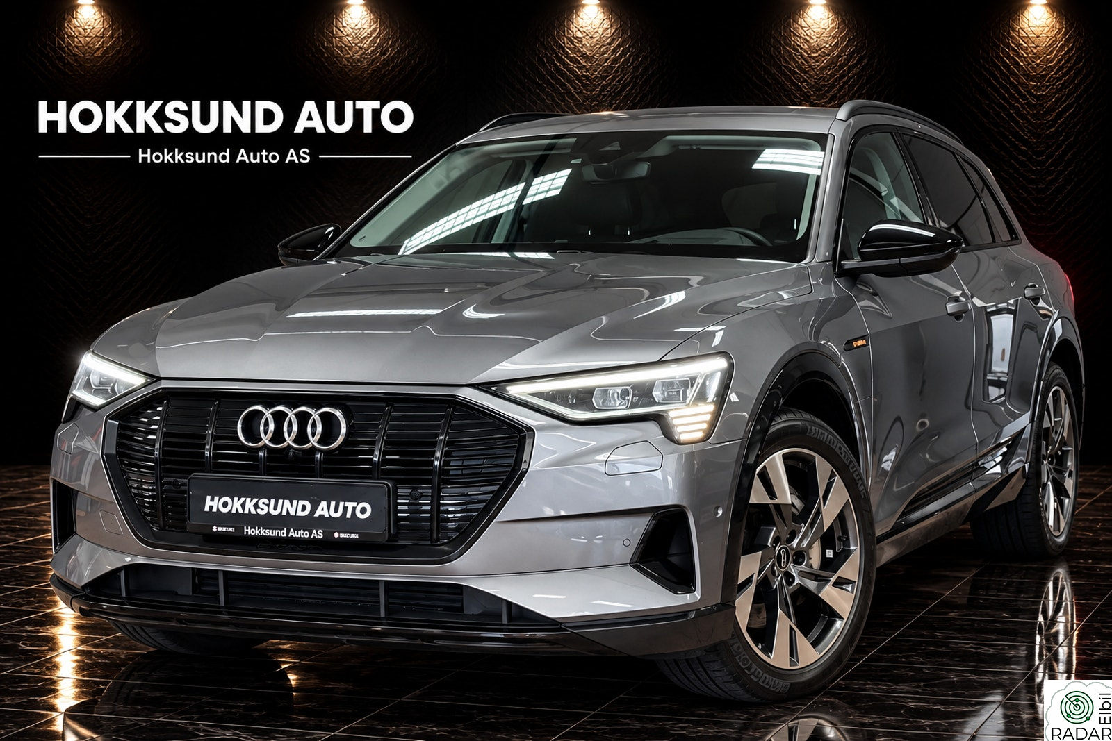 AUDI e-tron 55 55/2xLadeport/Sort optikk/S.Seter/Matrix/HUD/B&O/ACC