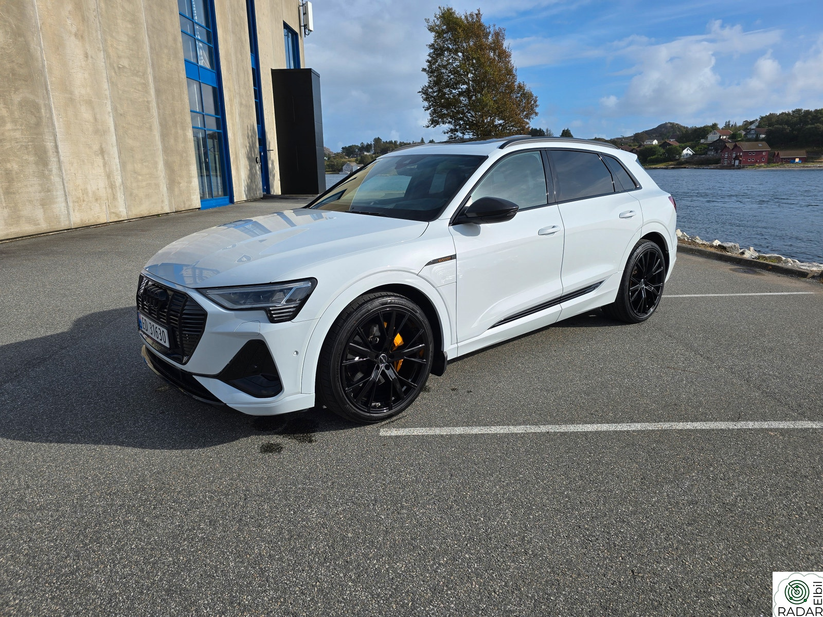 AUDI e-tron 55 55 S line Sport/B&O/H.feste/Night/DigMatrix/HUD/22"